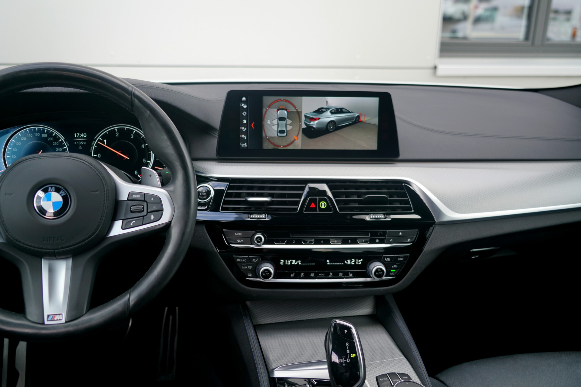 BMW 520d xDrive M Sport Steptronic (CH)-image-15