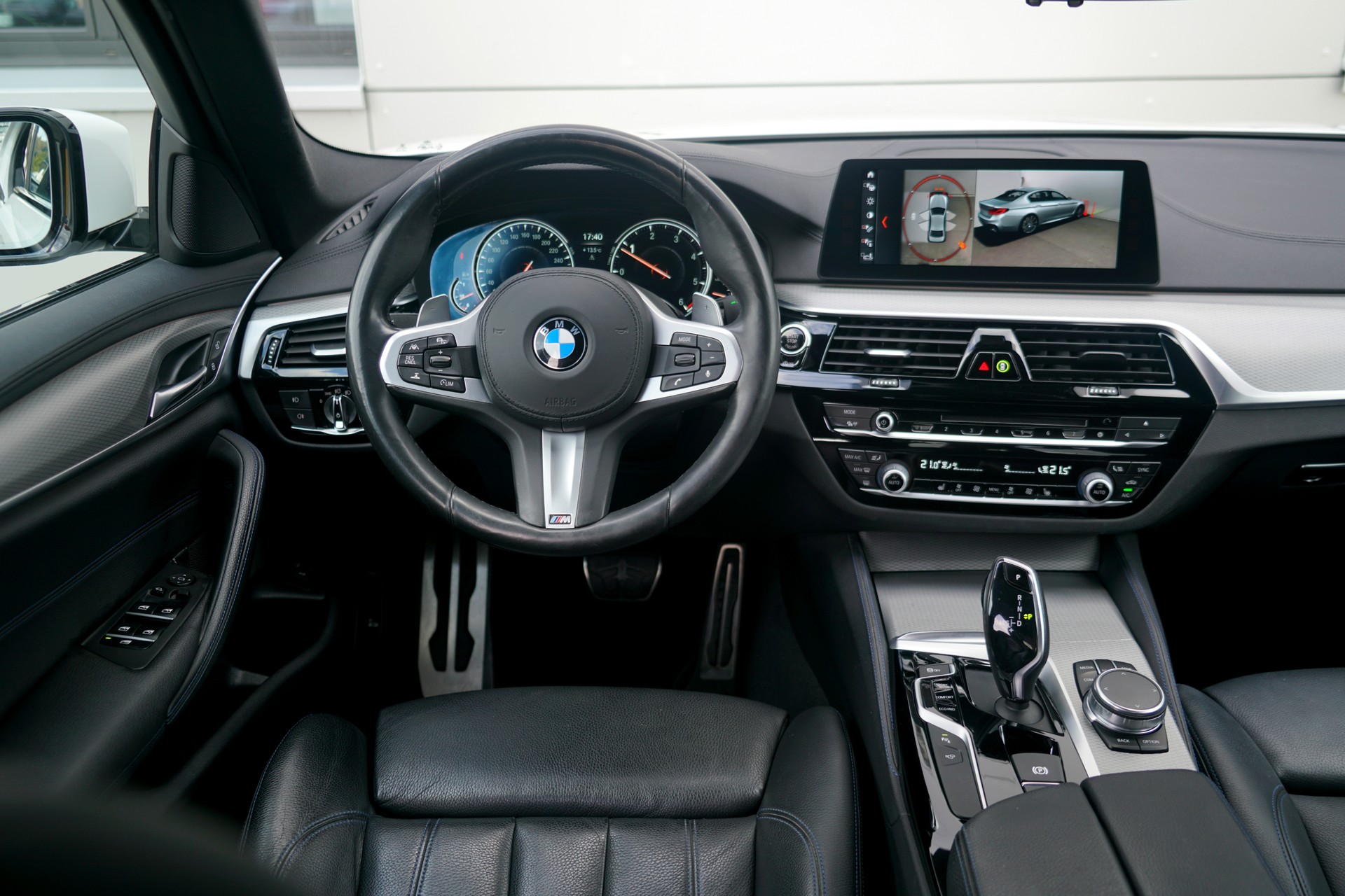 BMW 520d xDrive M Sport Steptronic (CH)-image-7