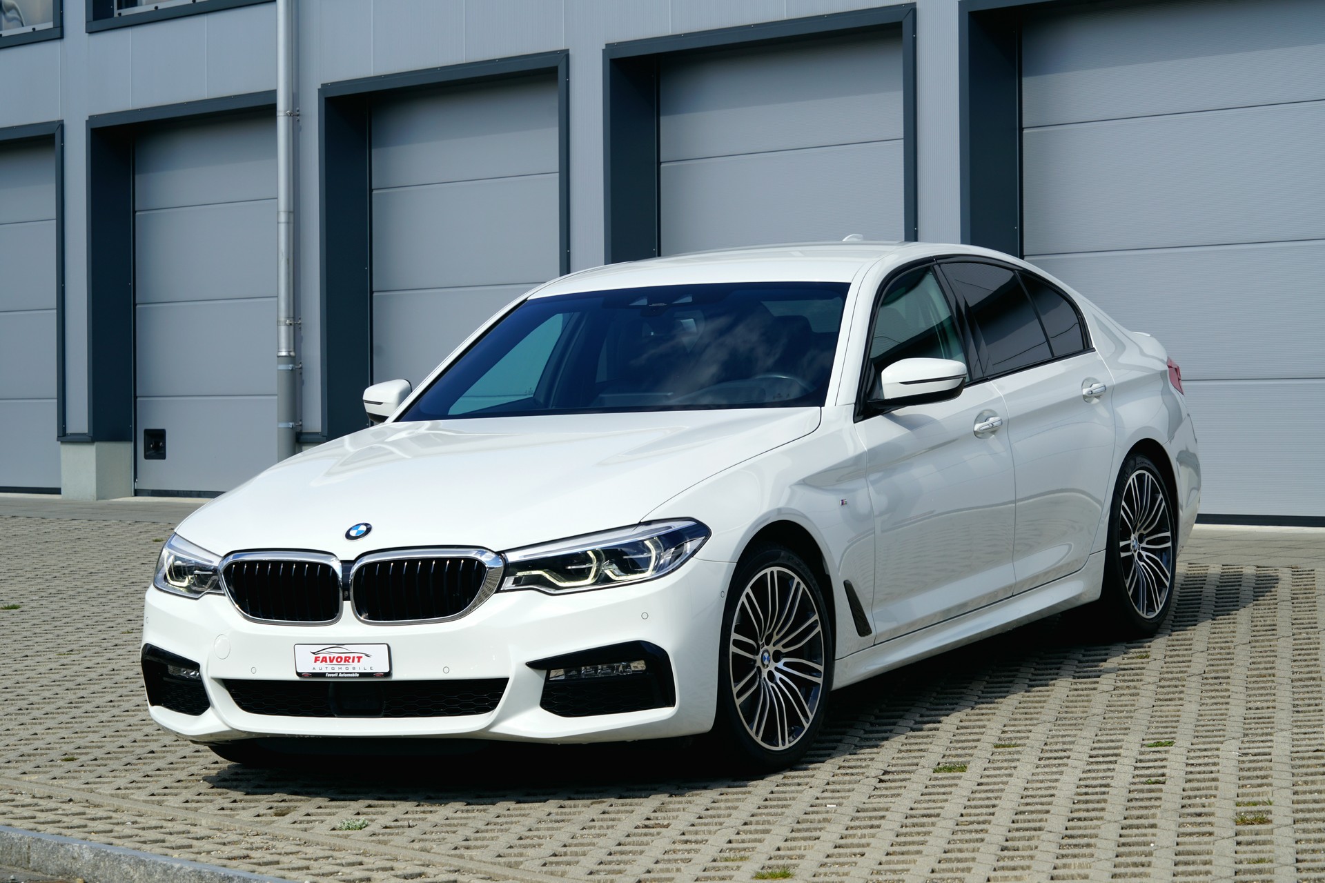 BMW 520d xDrive M Sport Steptronic (CH)-image-0