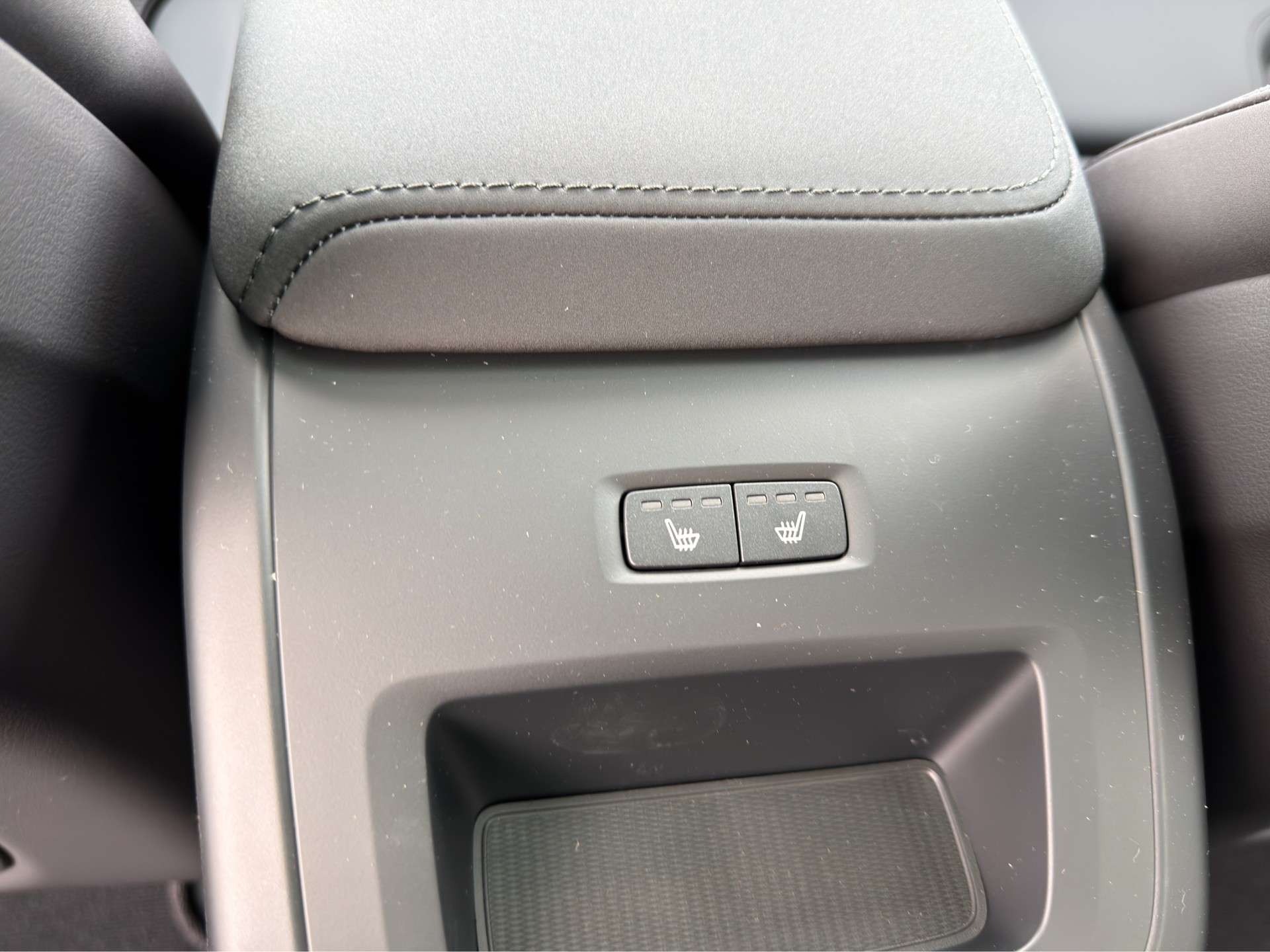 VOLVO XC60 2.0 T6 TE Ultra Bright eAWD-image-17