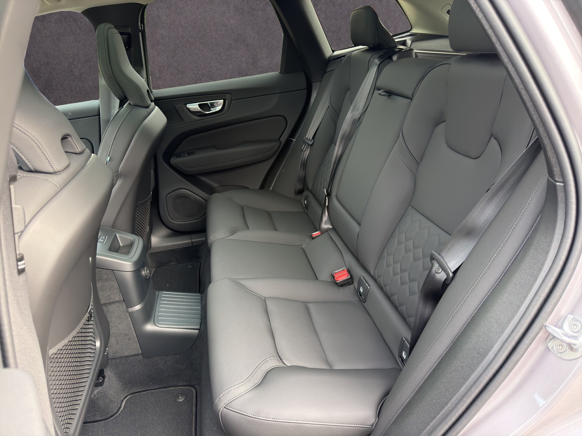 VOLVO XC60 2.0 T6 TE Ultra Bright eAWD-image-9