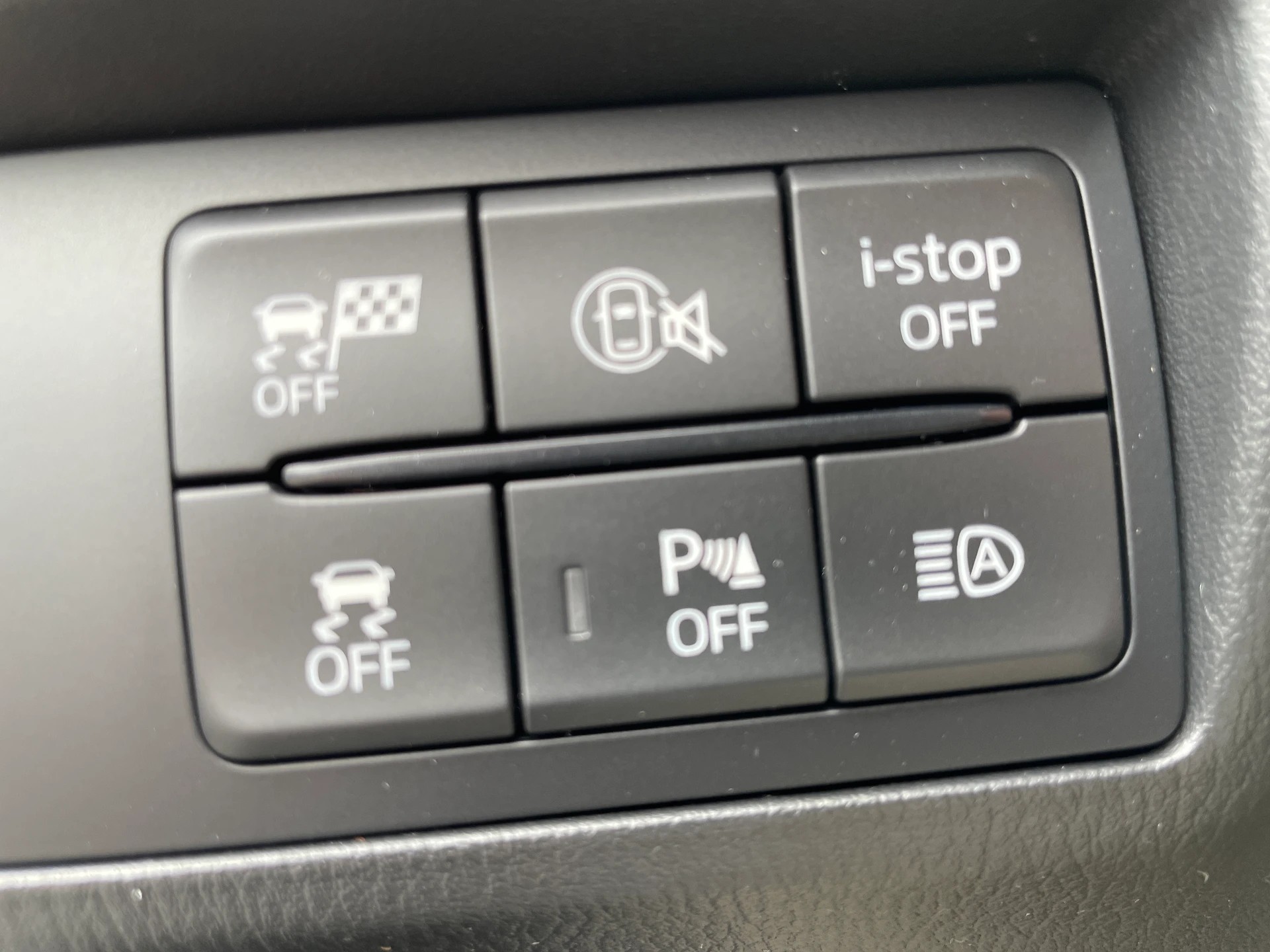 Image MAZDA MX-5 MX-5 RF Skyactiv-G 132 Exclusive-line