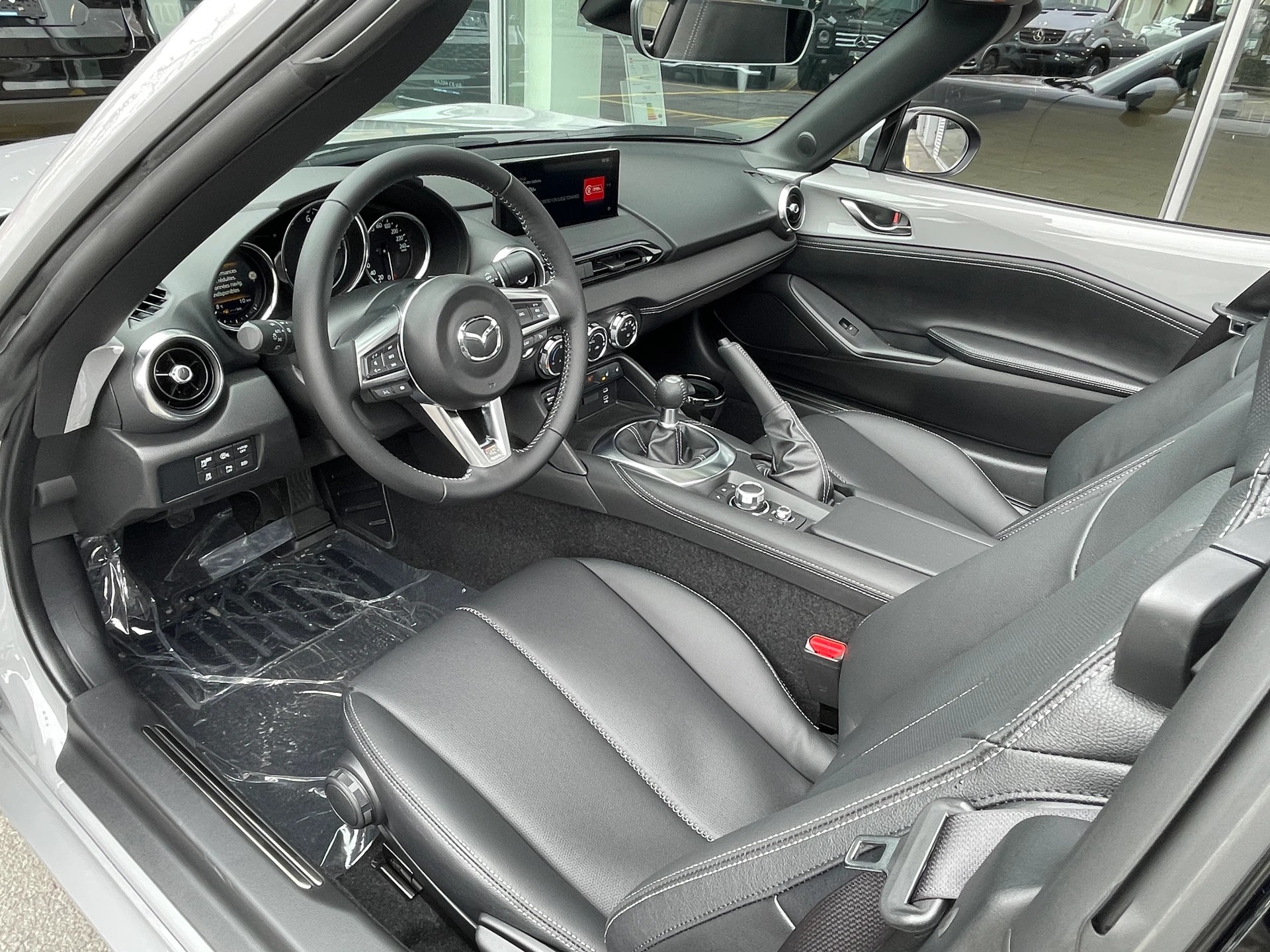 Image MAZDA MX-5 MX-5 RF Skyactiv-G 132 Exclusive-line