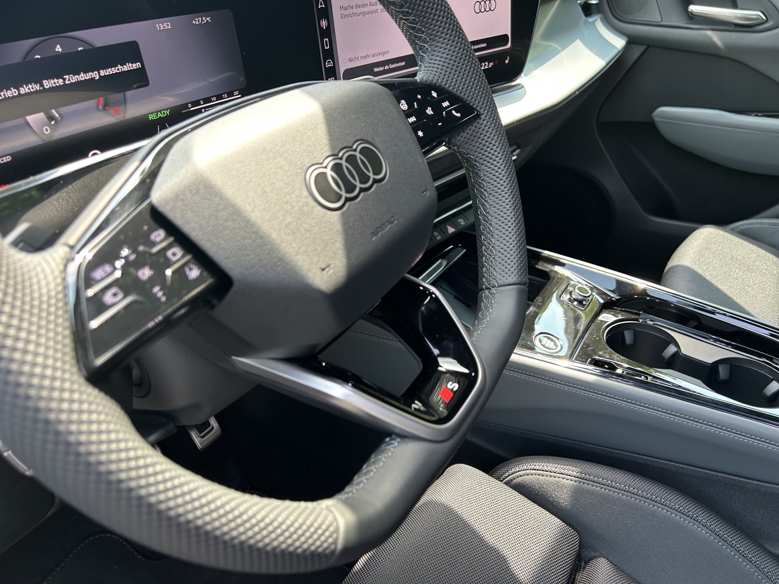 AUDI Q3 SUV TFSI quattro 150 kW S tronic-image-14
