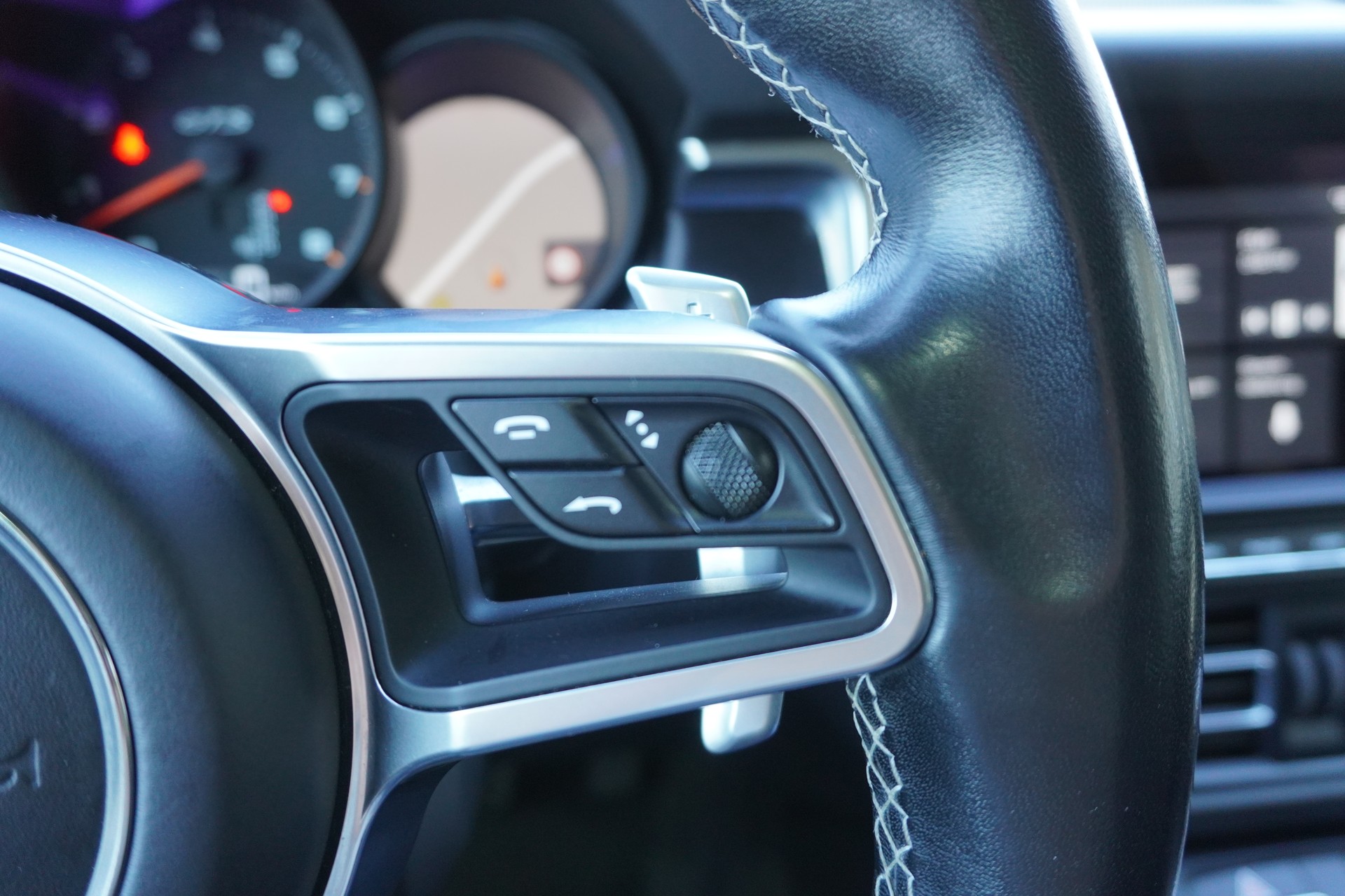 PORSCHE Macan GTS PDK-image-36
