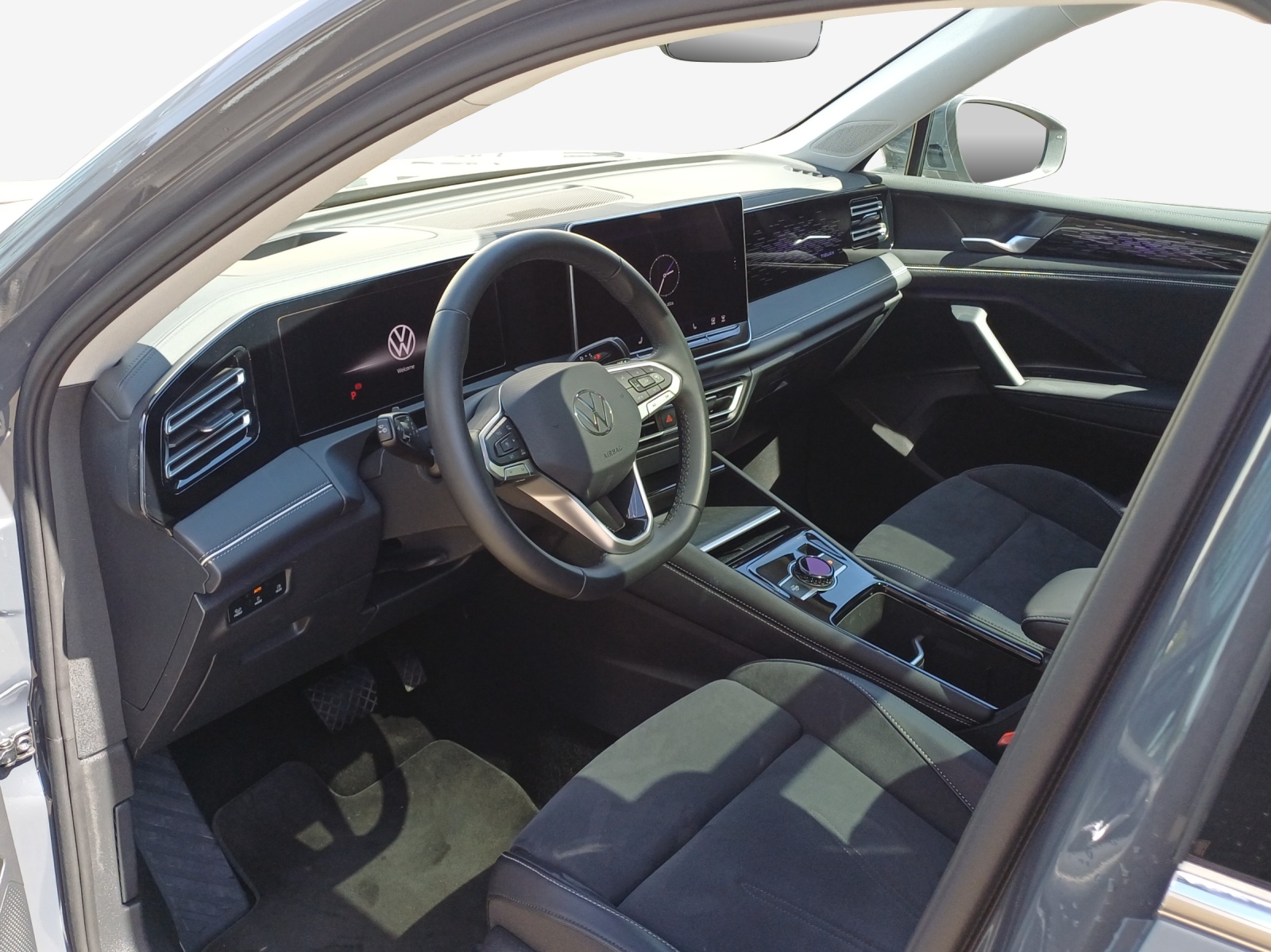 VW Tiguan 2.0 TSI DSG Elegance 4Motion-image-7