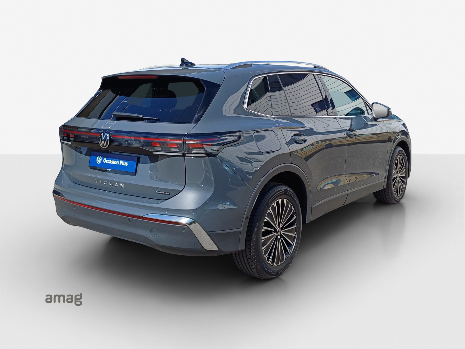 VW Tiguan 2.0 TSI DSG Elegance 4Motion-image-4