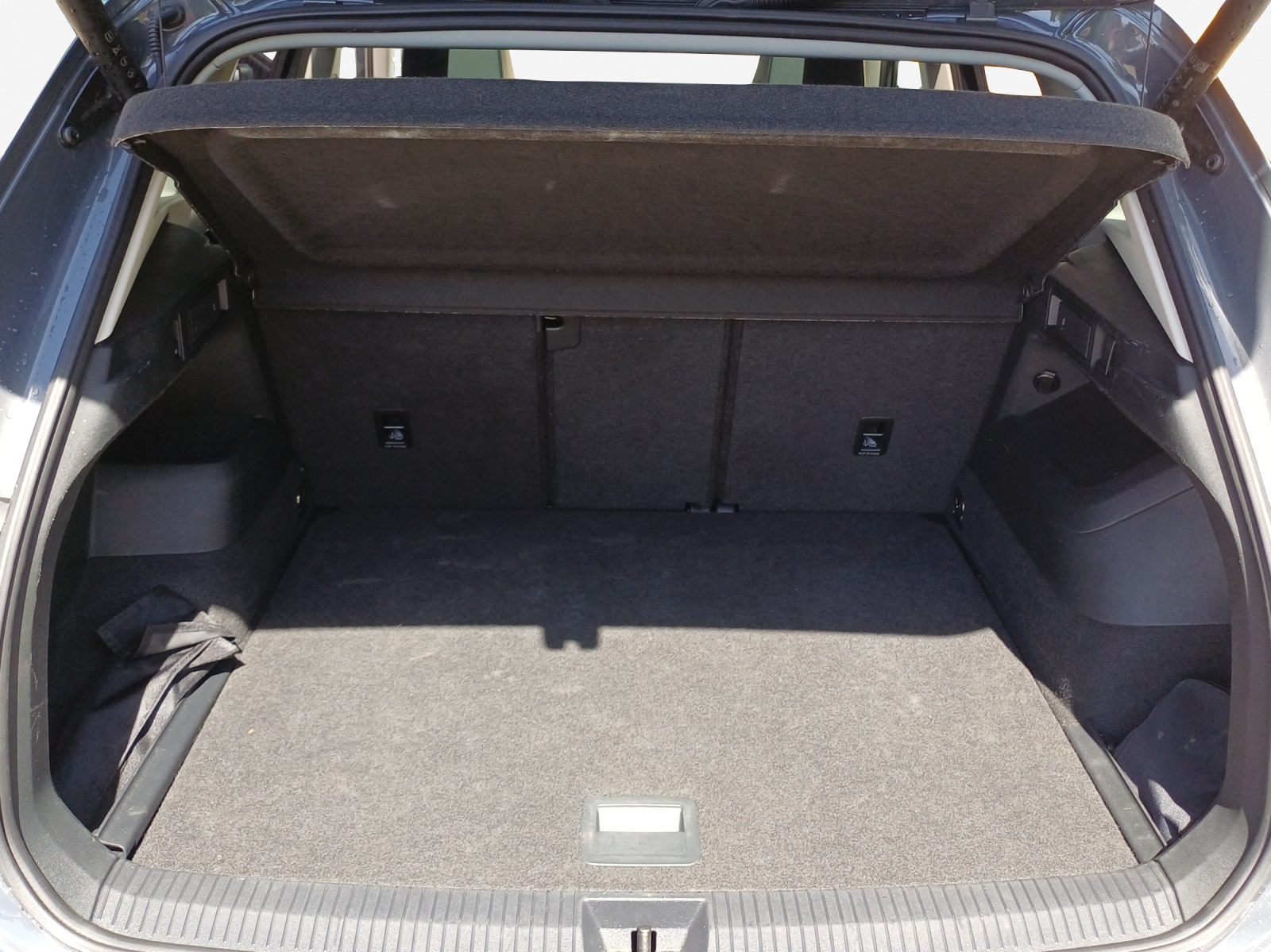VW Tiguan 2.0 TSI DSG Elegance 4Motion-image-12