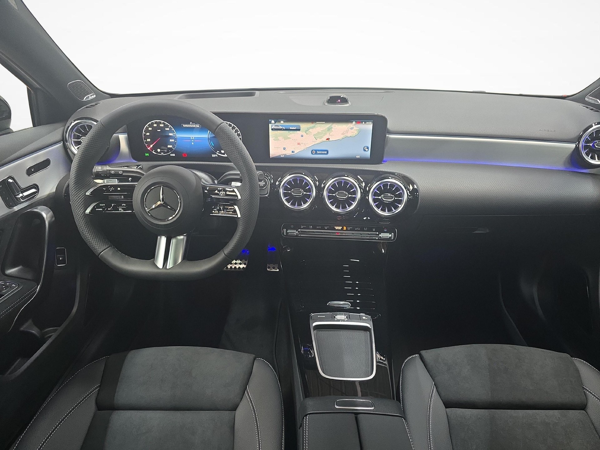 MERCEDES-BENZ A 250 EQ Star AMG Line-image-6