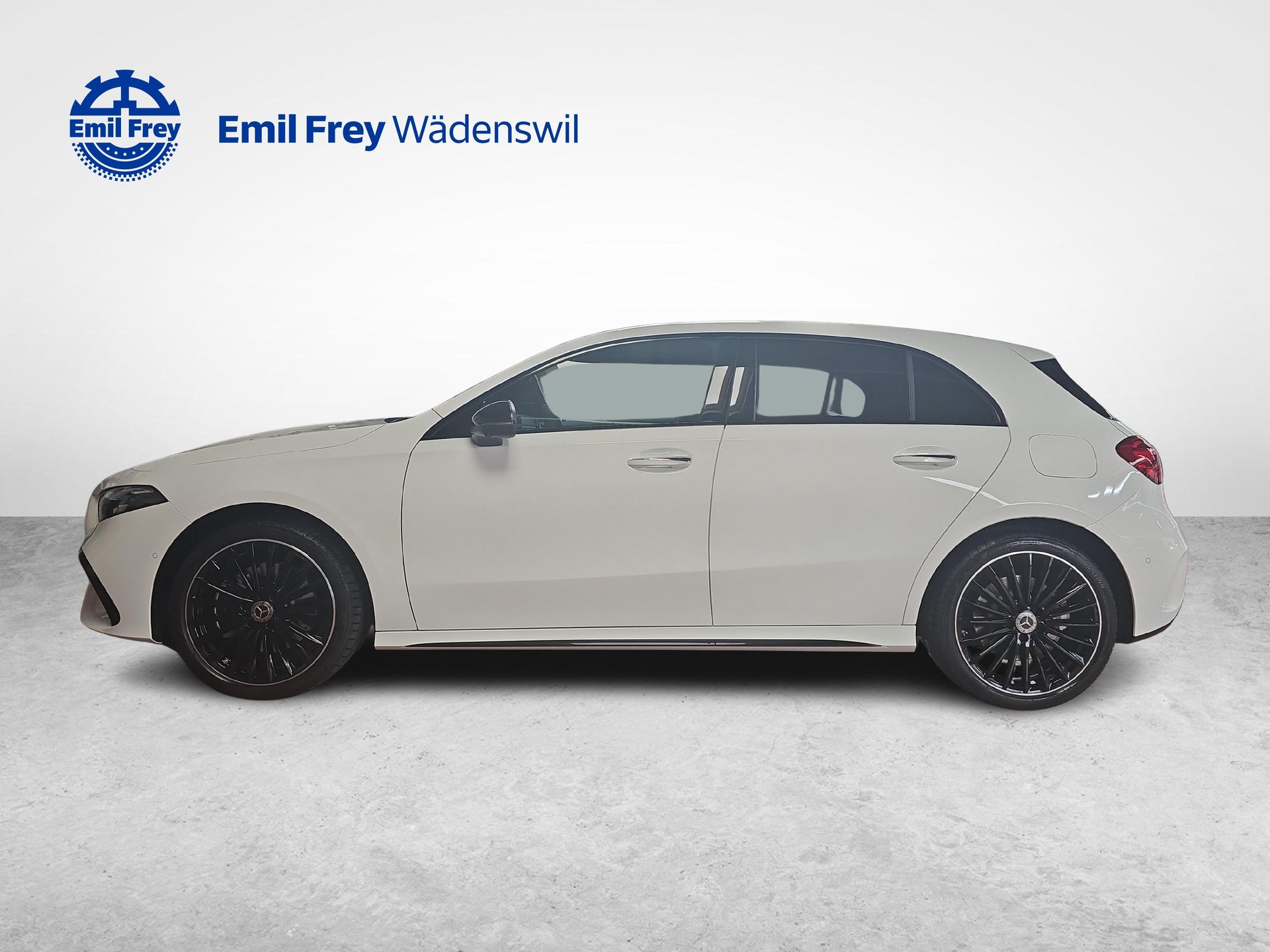 MERCEDES-BENZ A 250 EQ Star AMG Line-image-1