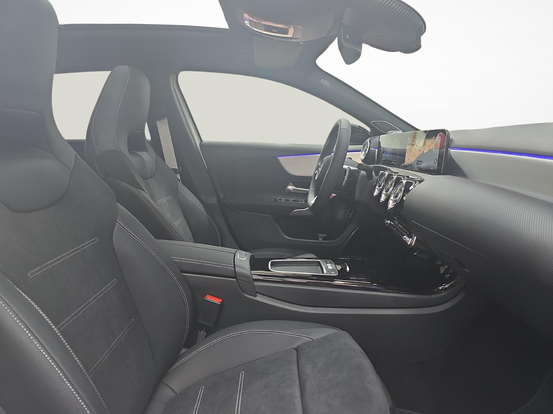 MERCEDES-BENZ A 250 EQ Star AMG Line-image-7