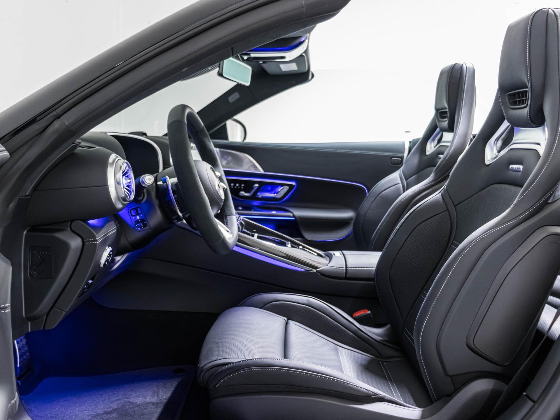 MERCEDES-BENZ SL 63 S AMG E Performance "Executive Edition"-image-6