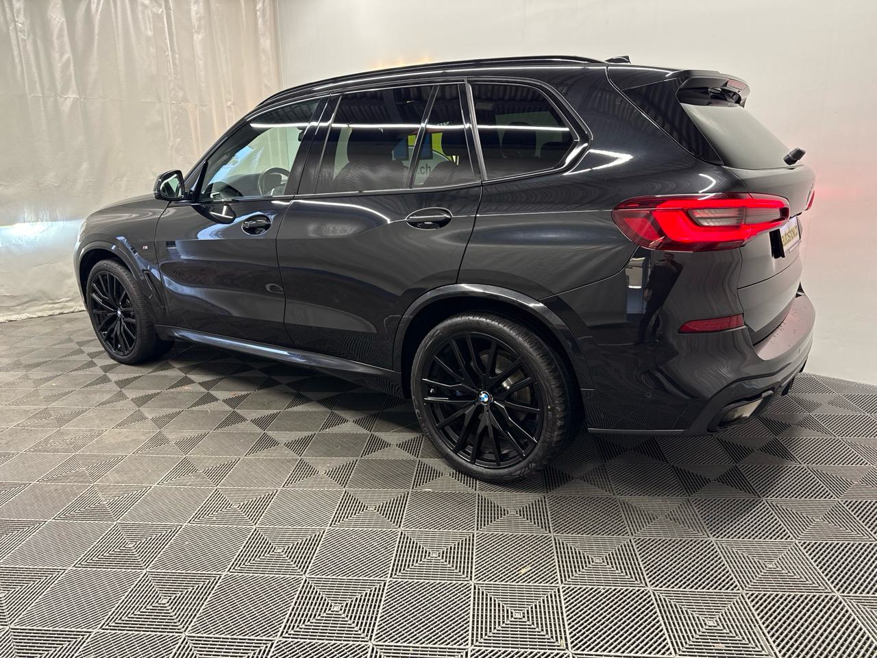 BMW X5 xDrive 48V 30d M Sport Steptronic-image-1