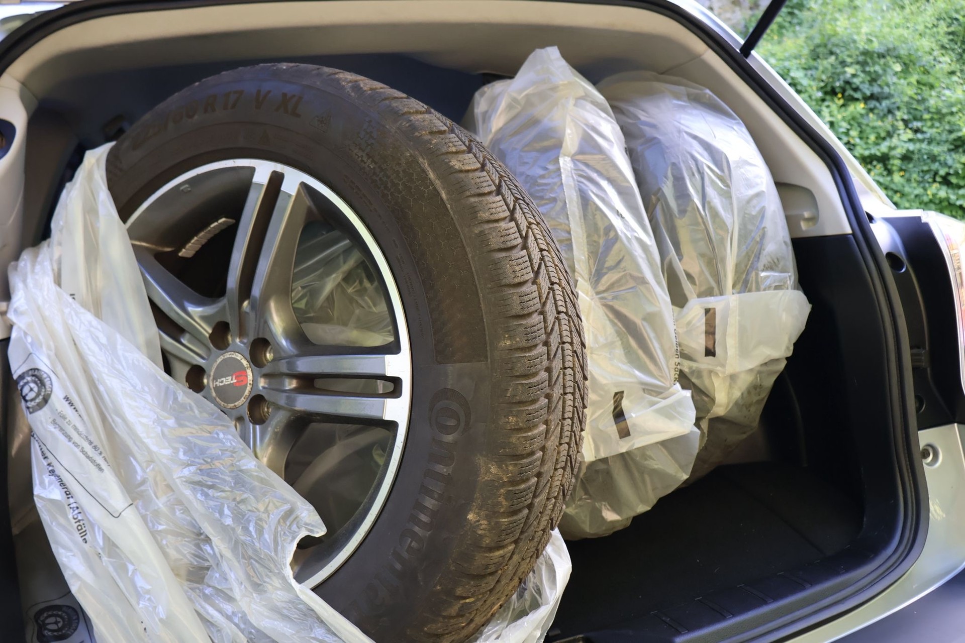 SUBARU Forester 2.0XT Sport Lineartronic-image-11