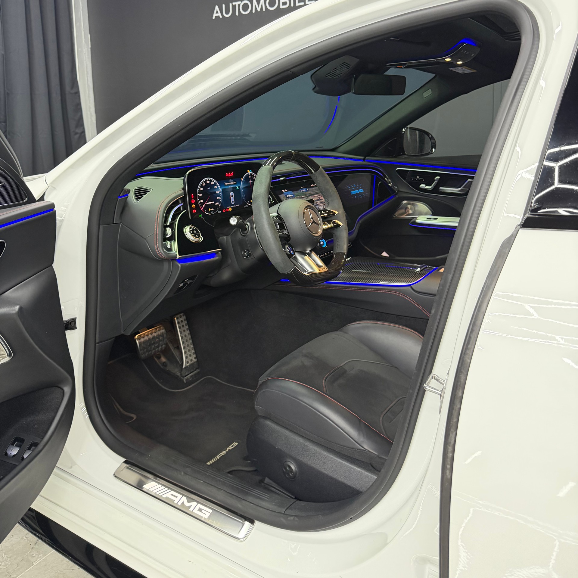 MERCEDES-BENZ E 53 AMG Hybrid 4Matic+ 9G-Tronic-image-7