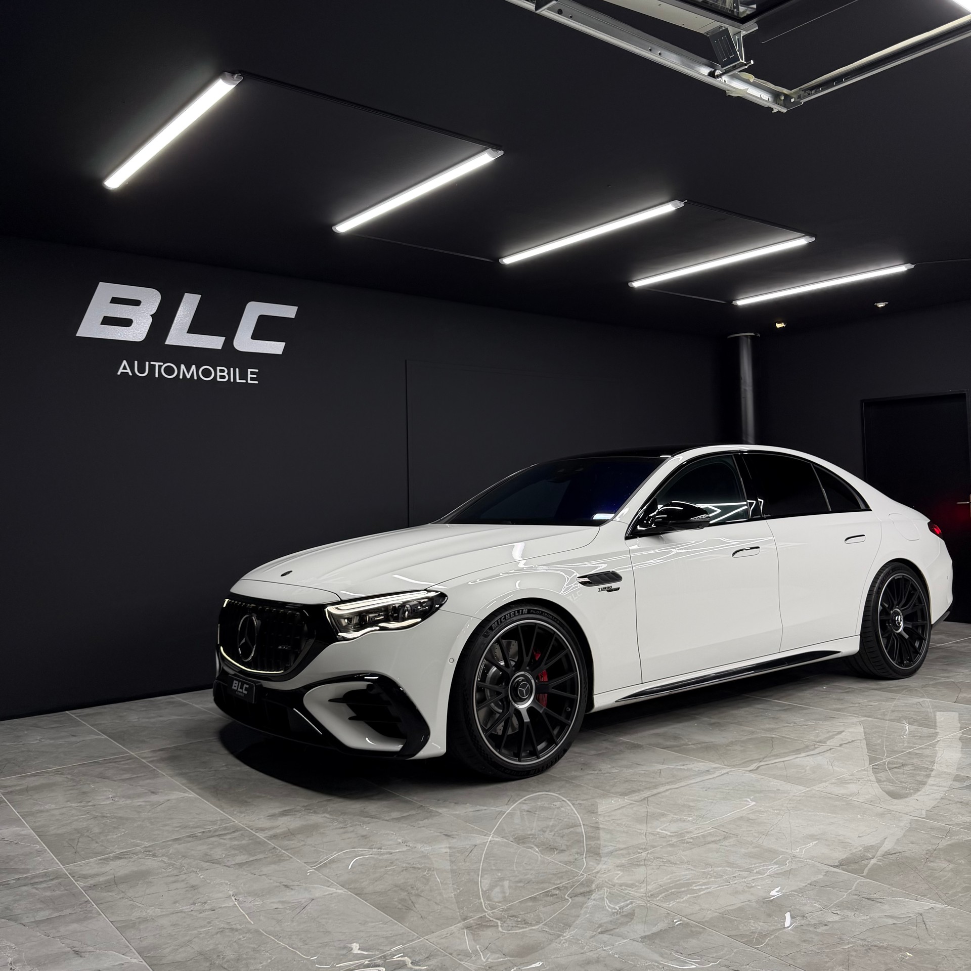 MERCEDES-BENZ E 53 AMG Hybrid 4Matic+ 9G-Tronic