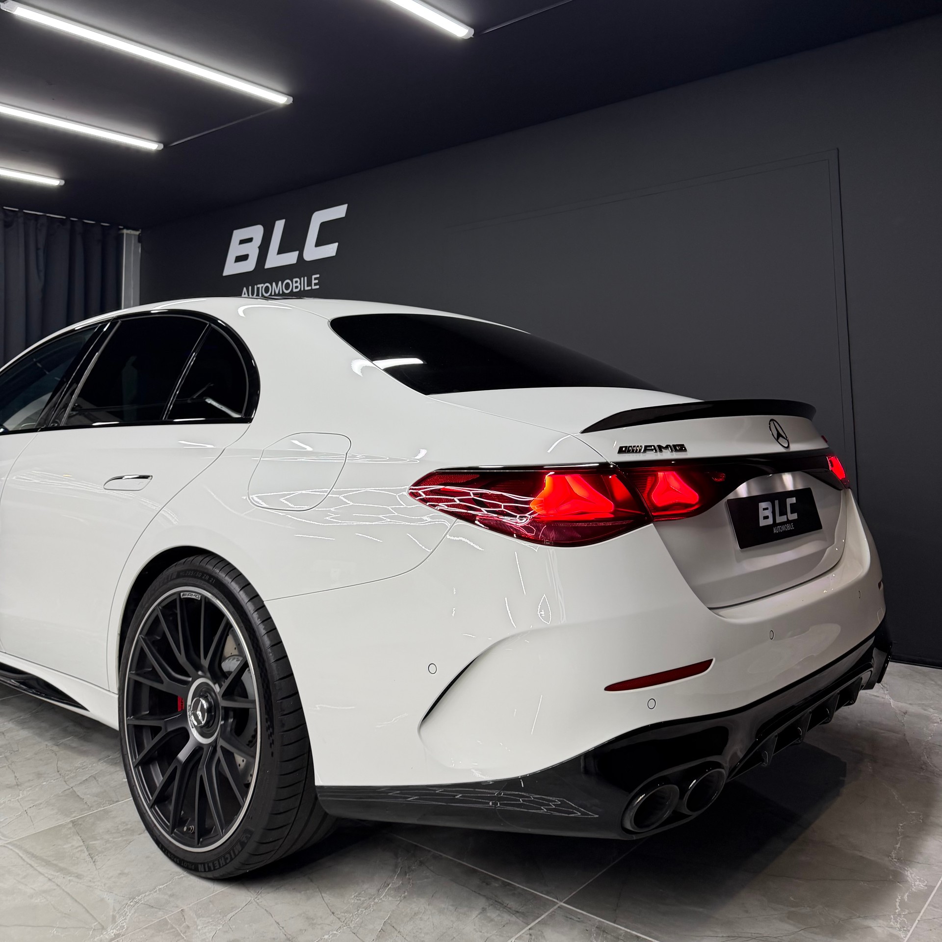 MERCEDES-BENZ E 53 AMG Hybrid 4Matic+ 9G-Tronic-image-5