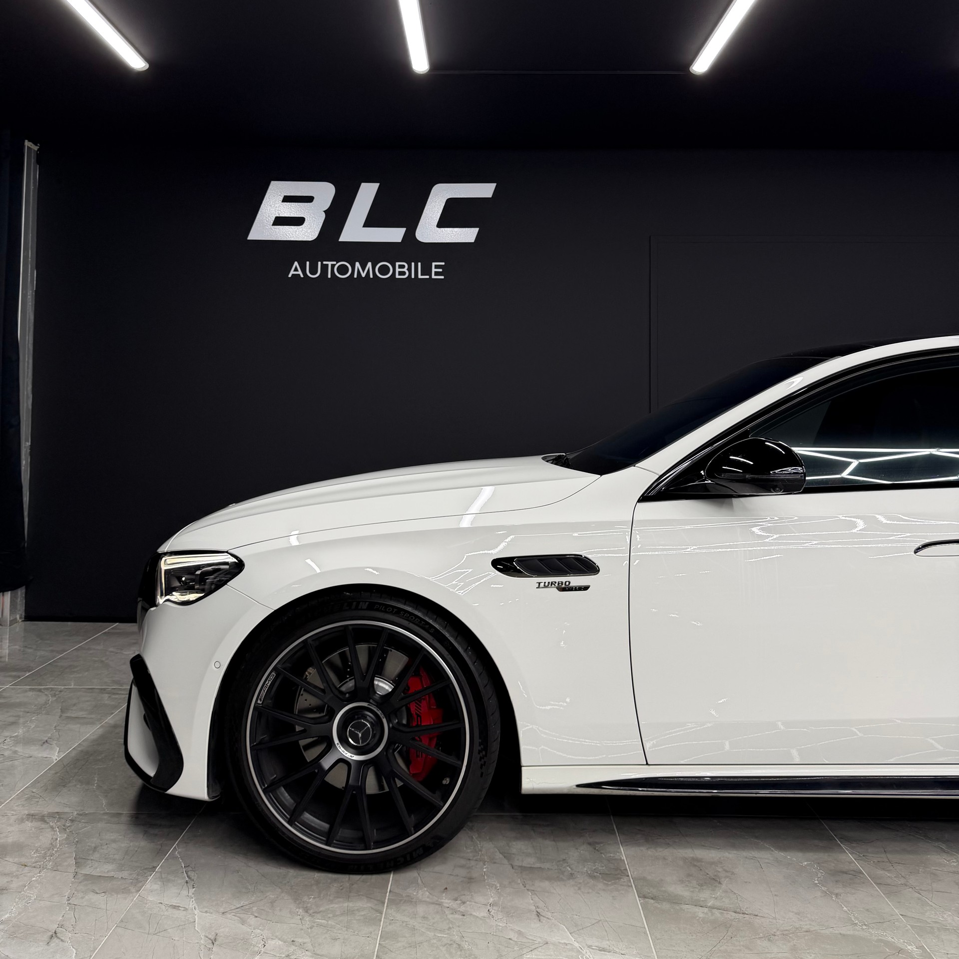 MERCEDES-BENZ E 53 AMG Hybrid 4Matic+ 9G-Tronic-image-3