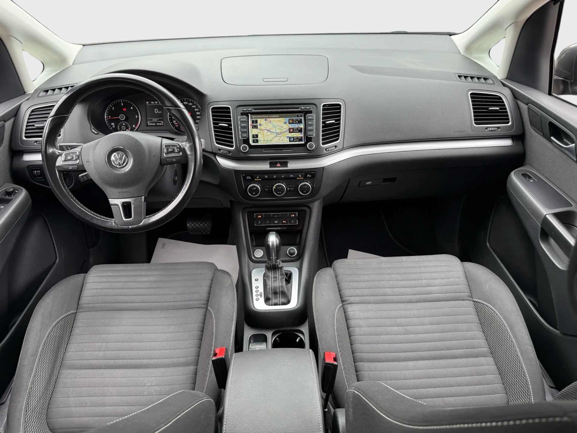 VW Sharan 2.0 TDI BlueMotion Technology Cup DSG-image-8