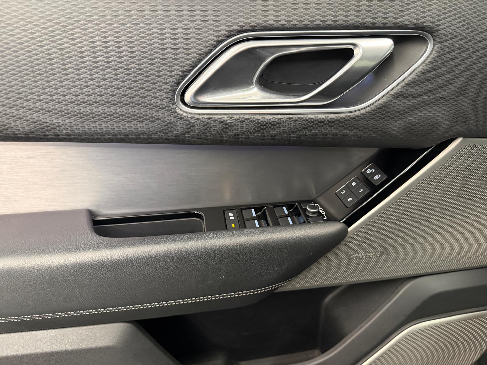 LAND ROVER Range Rover Velar R-Dynamic D 240 HSE Automatic-image-12