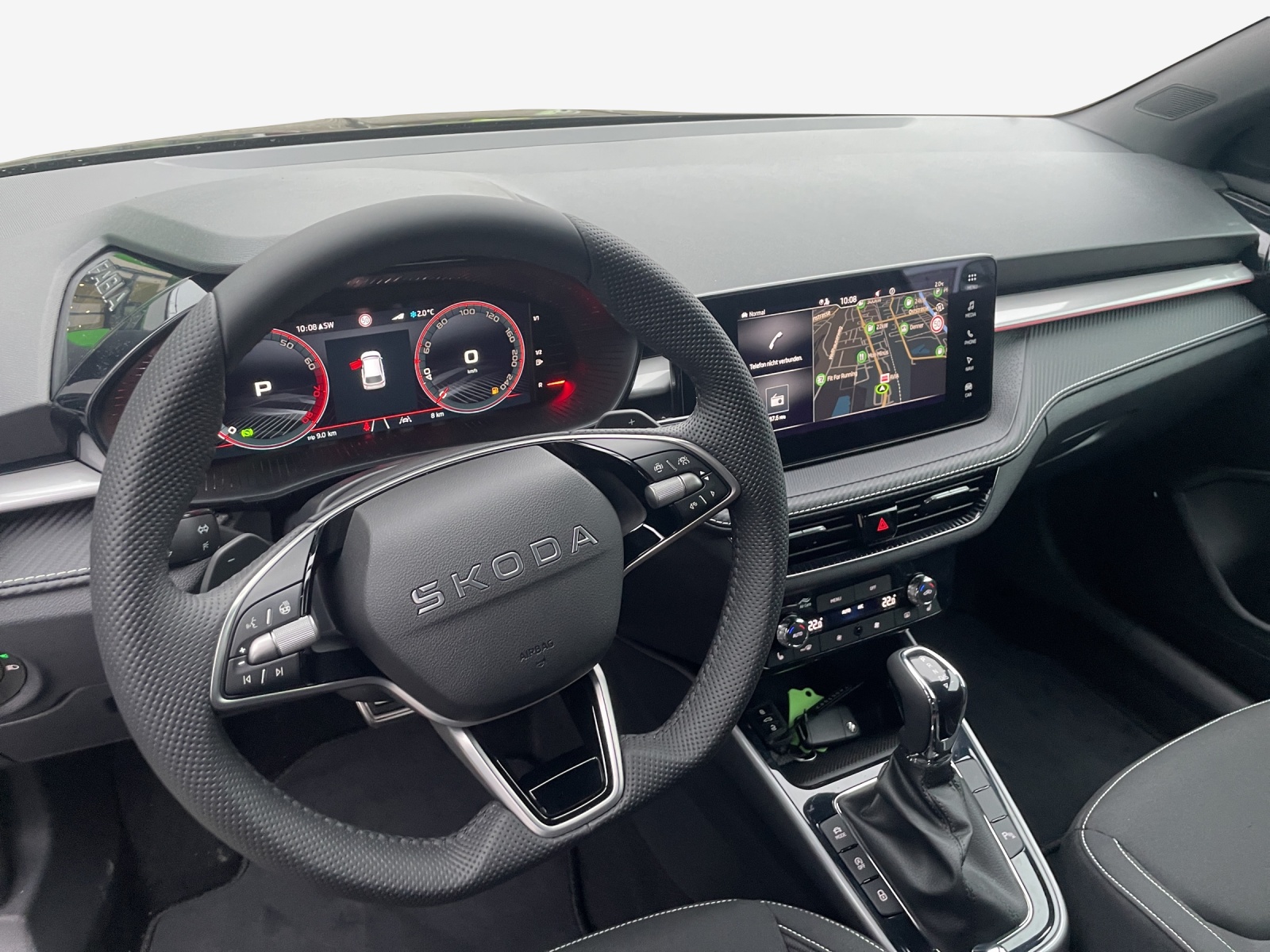 SKODA Fabia 130-image-8