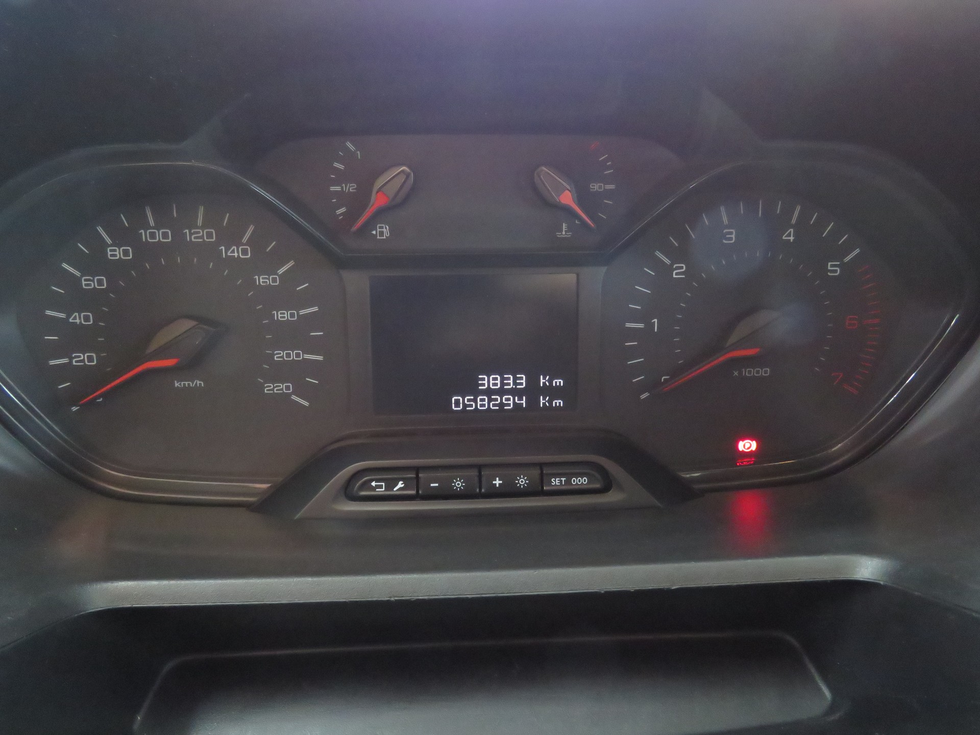 PEUGEOT Partner 1.5 Blue HDi s/s Premium 3-Plätzer (NL 800 Kg)-image-13