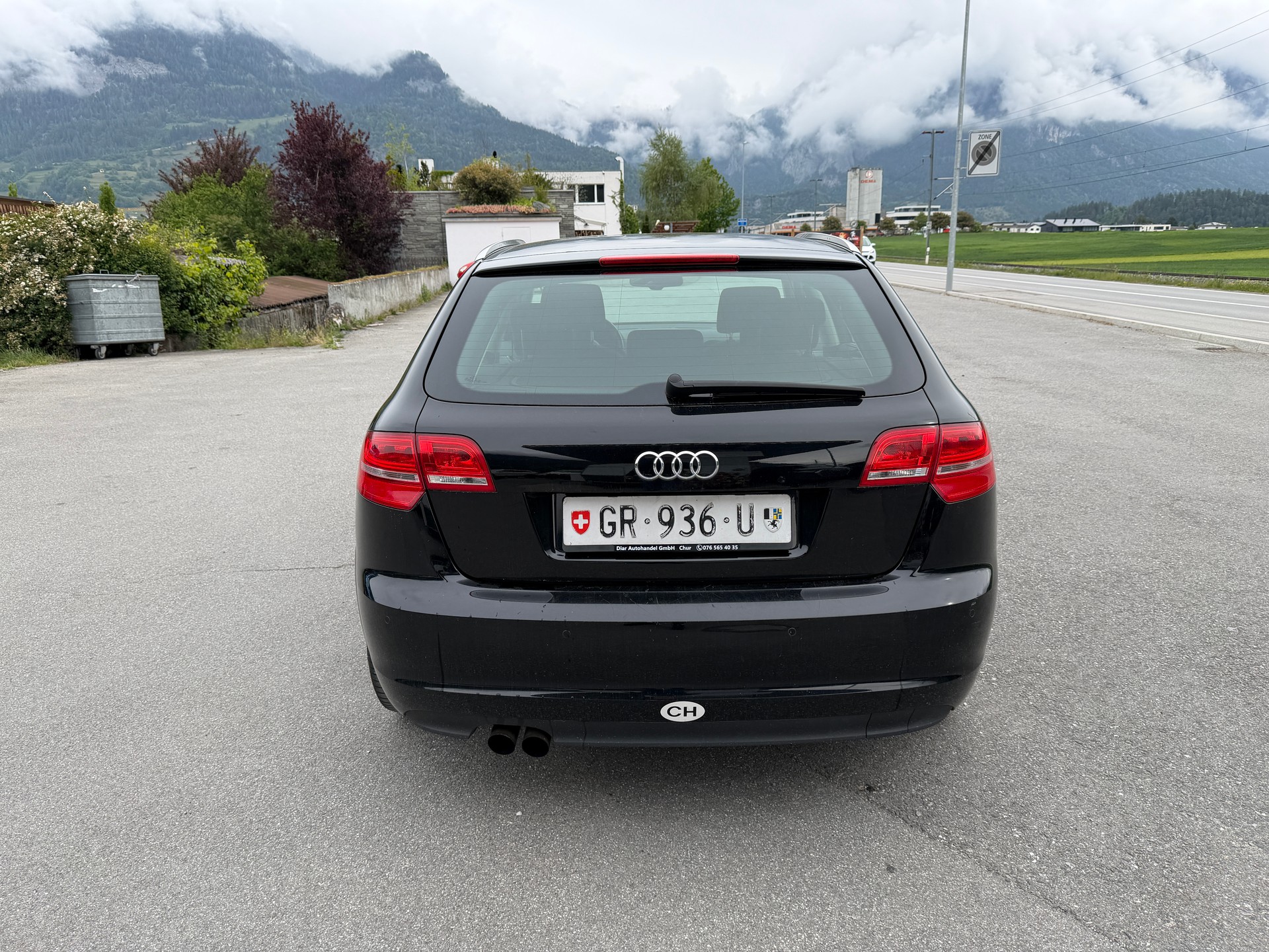 AUDI A3 Sportback 1.8 TFSI Ambiente quattro-image-4