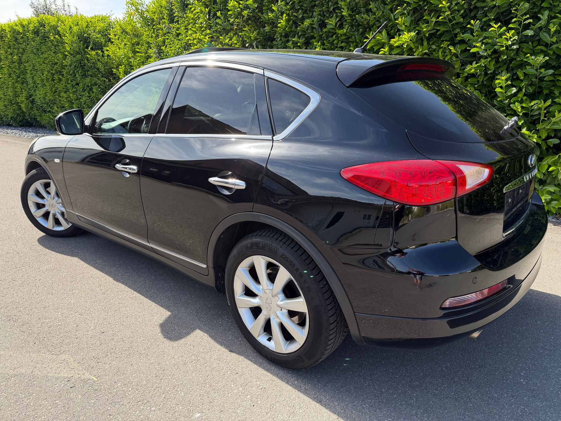 INFINITI EX37 GT AWD Automatic-image-2