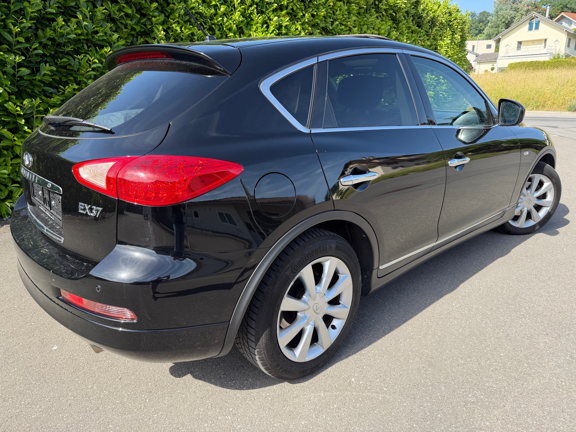 INFINITI EX37 GT AWD Automatic-image-3