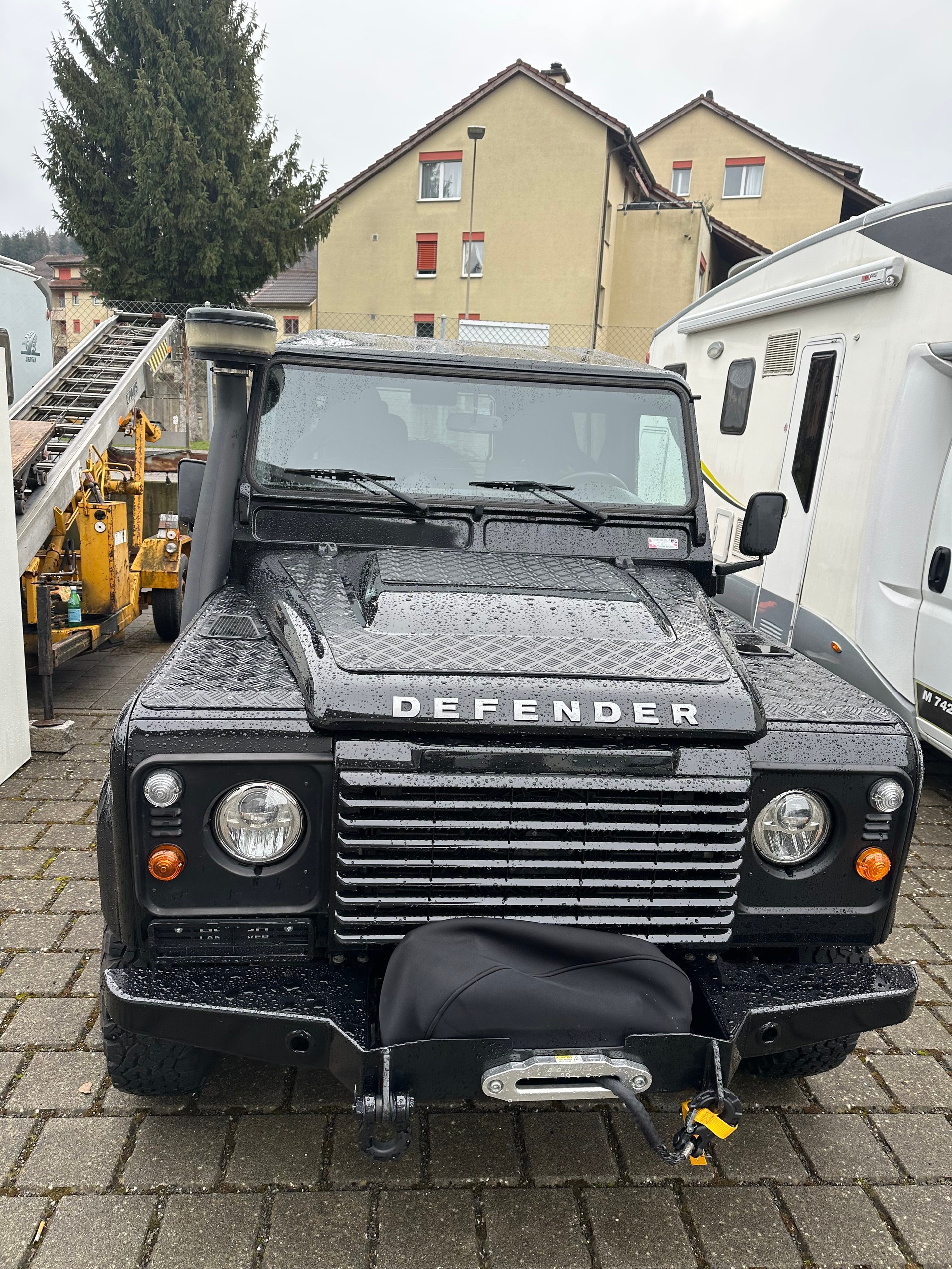 LAND ROVER 2.2 TD4 SW SE-image-1