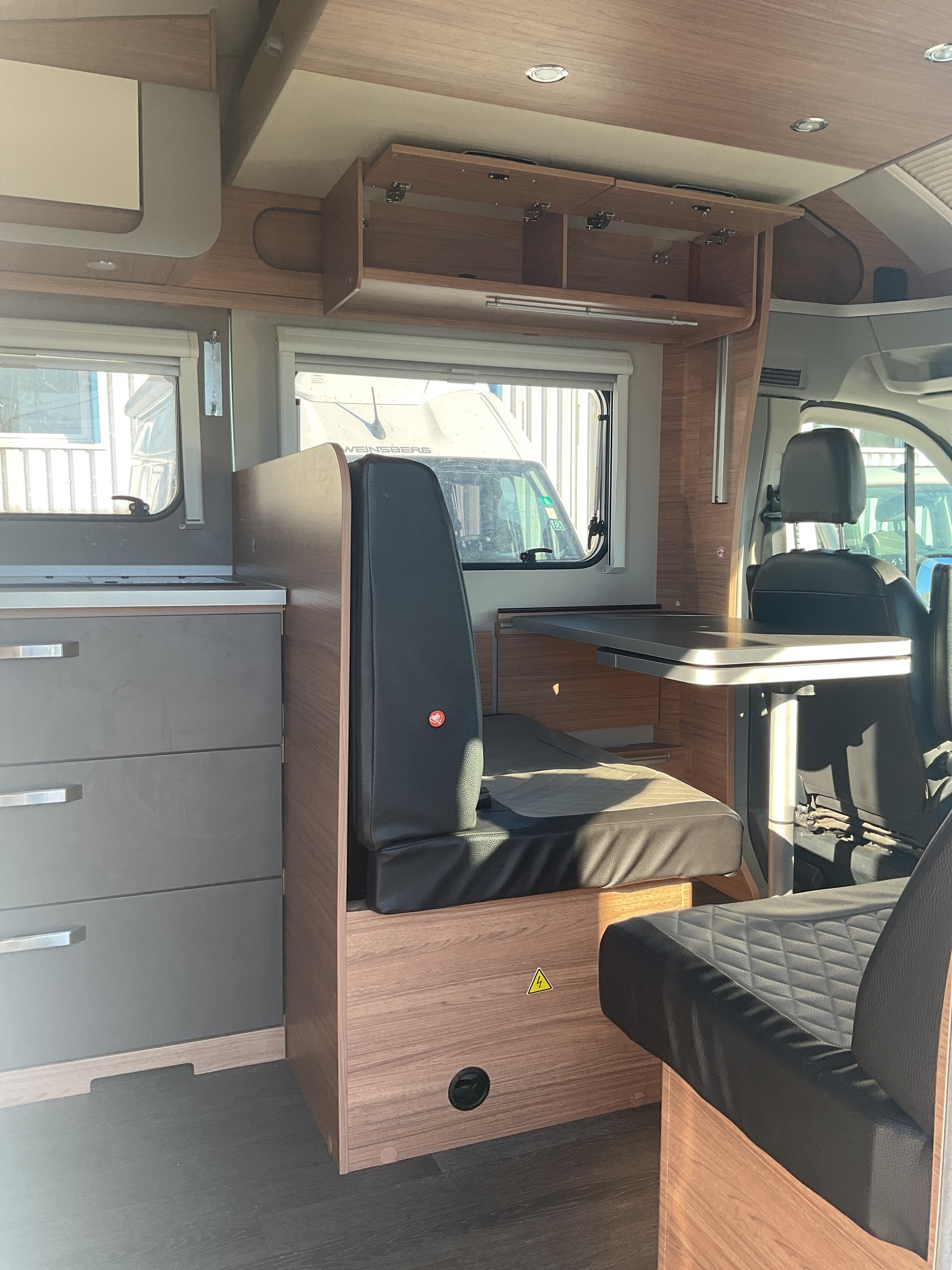 FIAT 2024 Ford Transit Weinsberg Carasuite | Automatik | 5 Schlafplätze-showroom-element-1