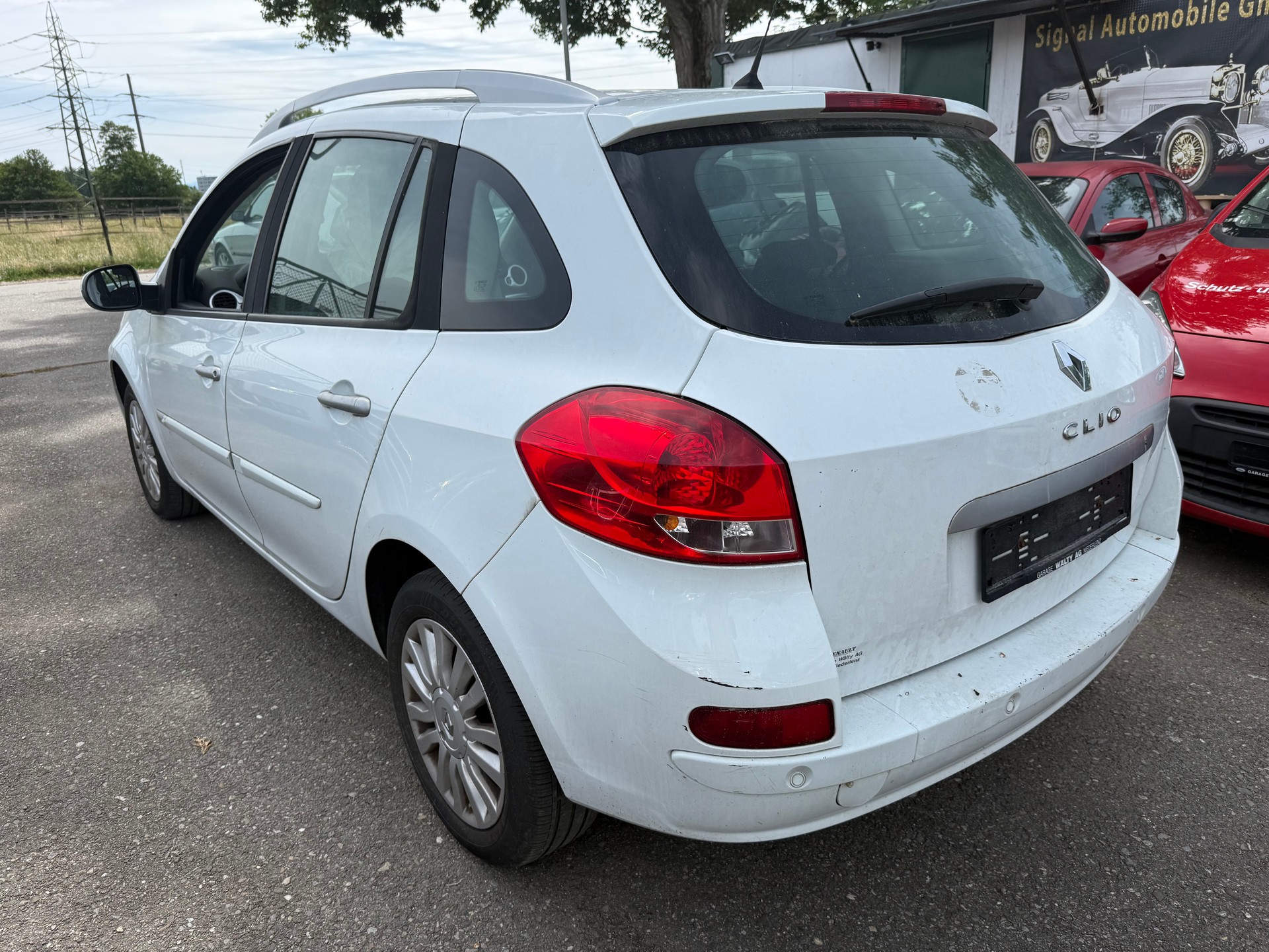 RENAULT Clio Grandtour 1.2 16V Turbo Dynamique-image-3