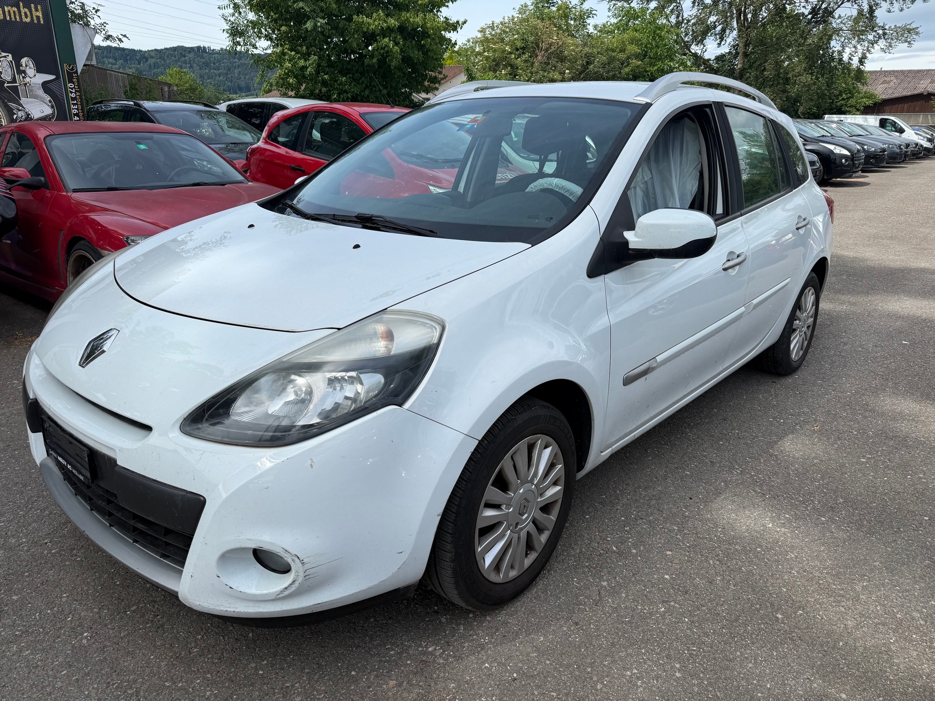 RENAULT Clio Grandtour 1.2 16V Turbo Dynamique-image-2