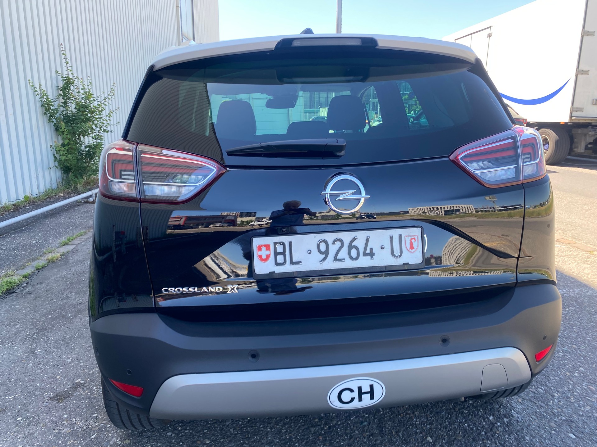 OPEL Crossland X 1.2i Ultimate Automat-image-2