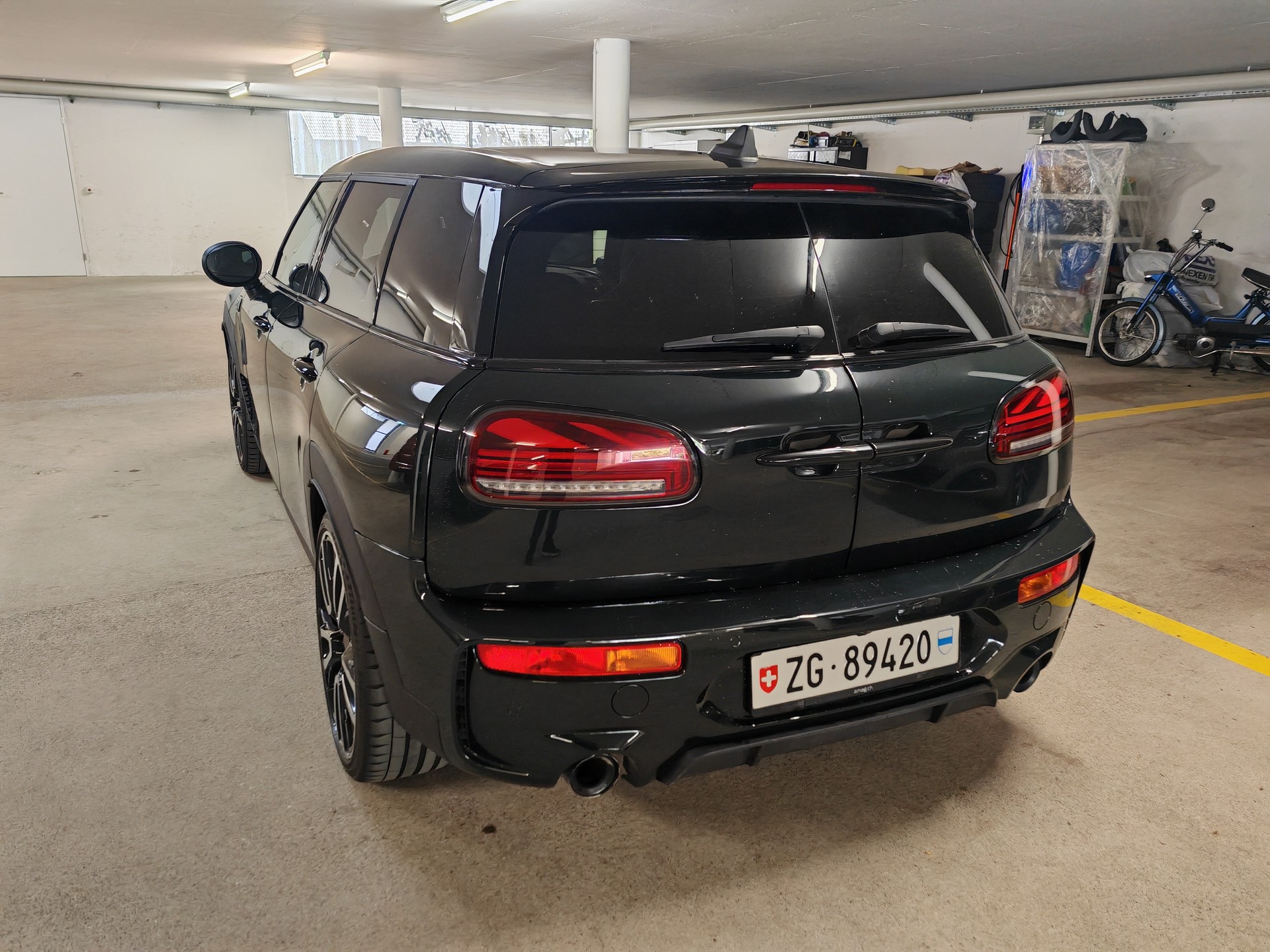 MINI 2.0i John Cooper Works ALL4-image-2