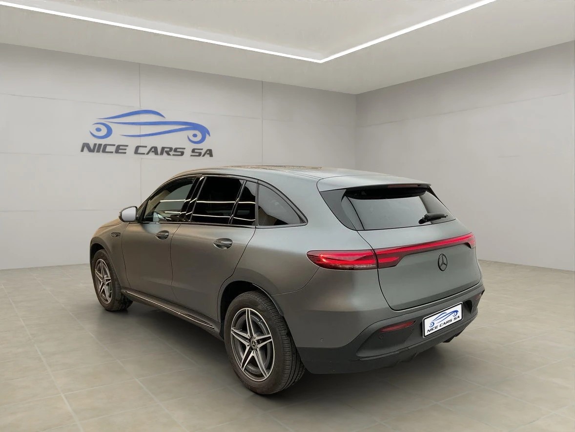 MERCEDES-BENZ EQC 400 AMG Line 4Matic-image-2