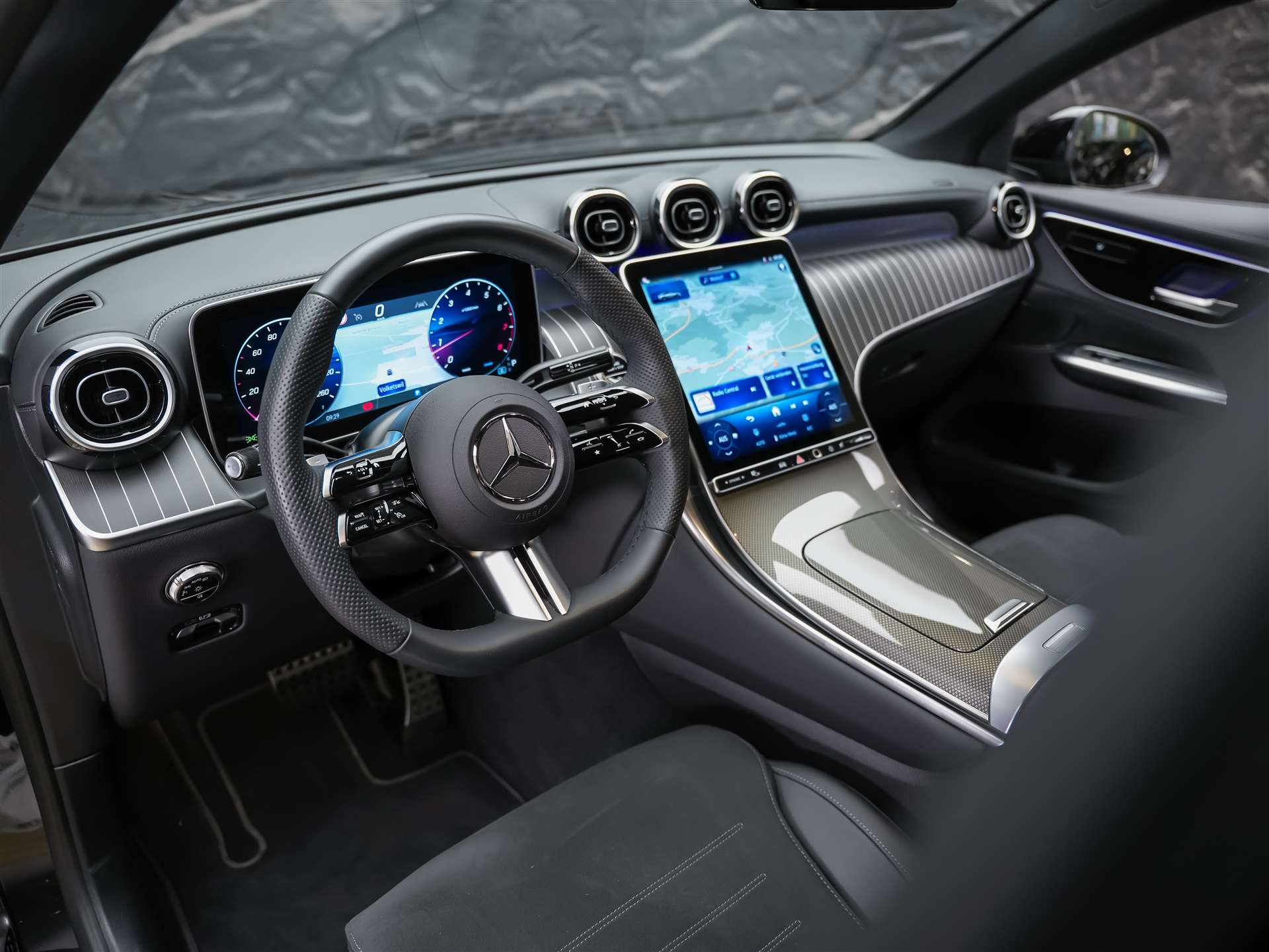 MERCEDES-BENZ GLC 200 AMG Line 4matic Coupé *Werksgarantie*21" Felgen*Night Paket*Abstandsregler*-image-8