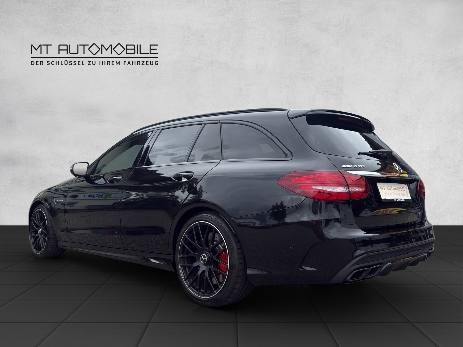 MERCEDES-BENZ C 63 S AMG Speedshift-image-6
