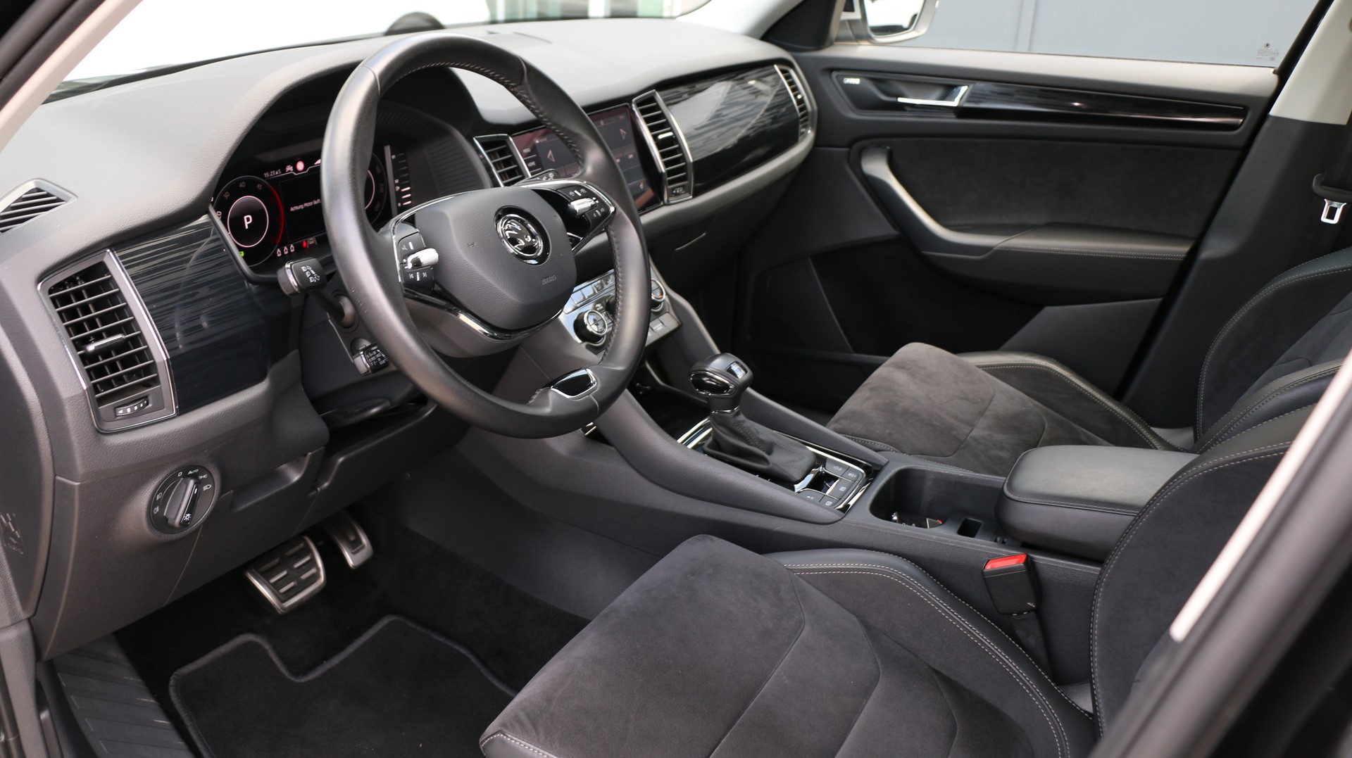 SKODA Kodiaq 2.0 TDI 4x4-image-16
