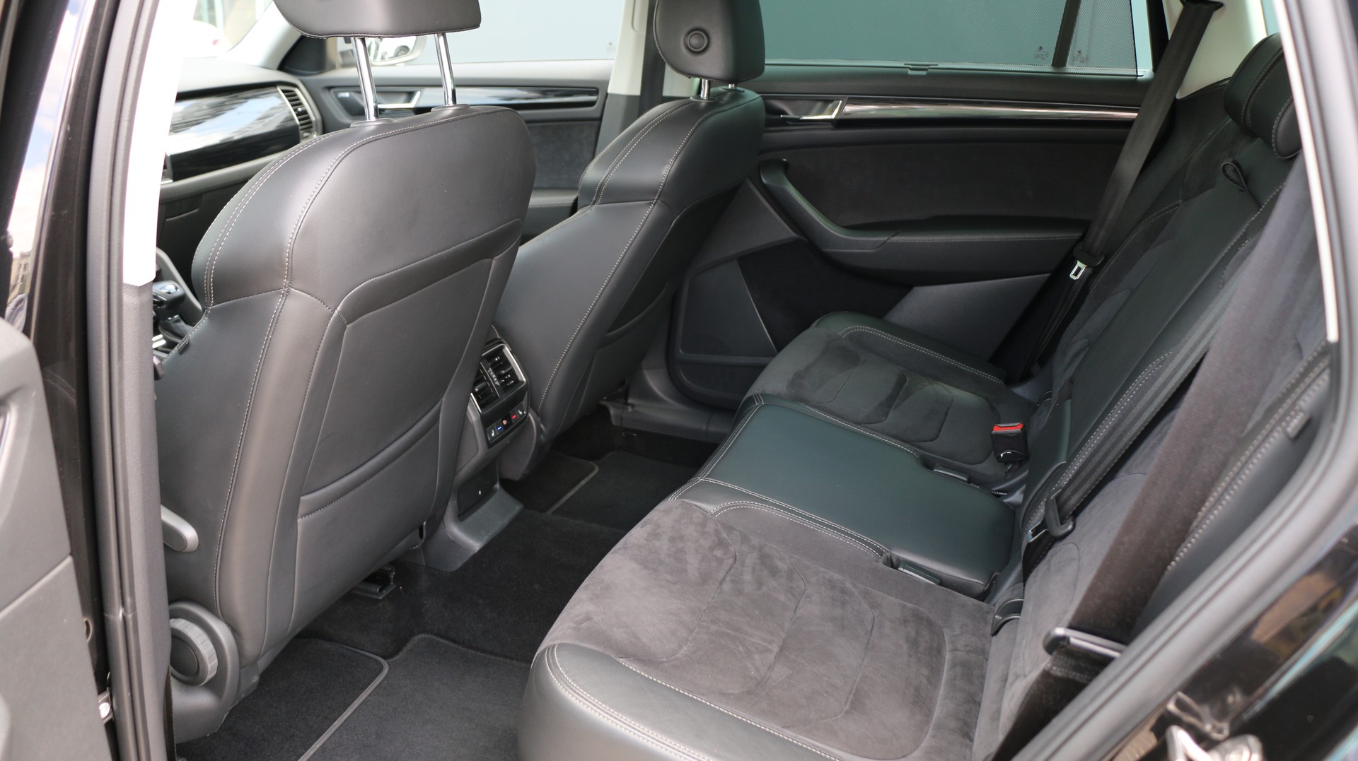 SKODA Kodiaq 2.0 TDI 4x4-image-19