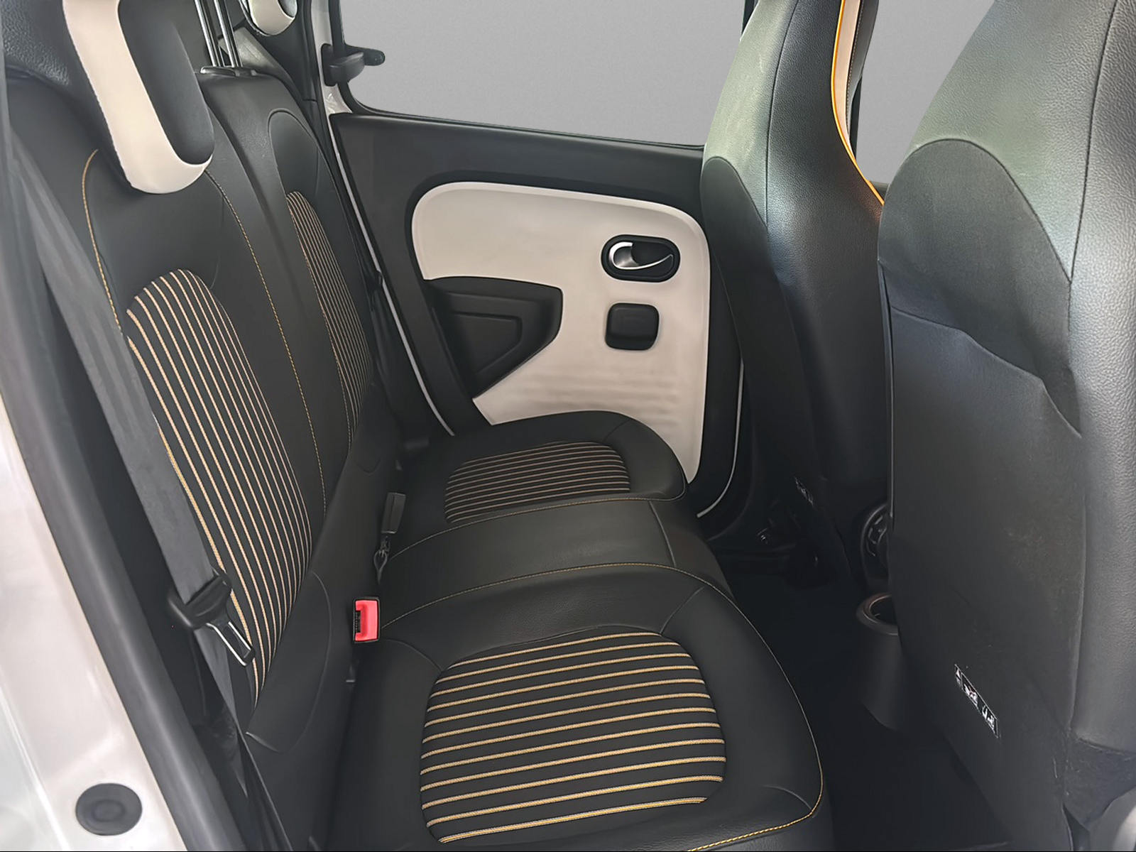 RENAULT Twingo Electric Intens-image-8