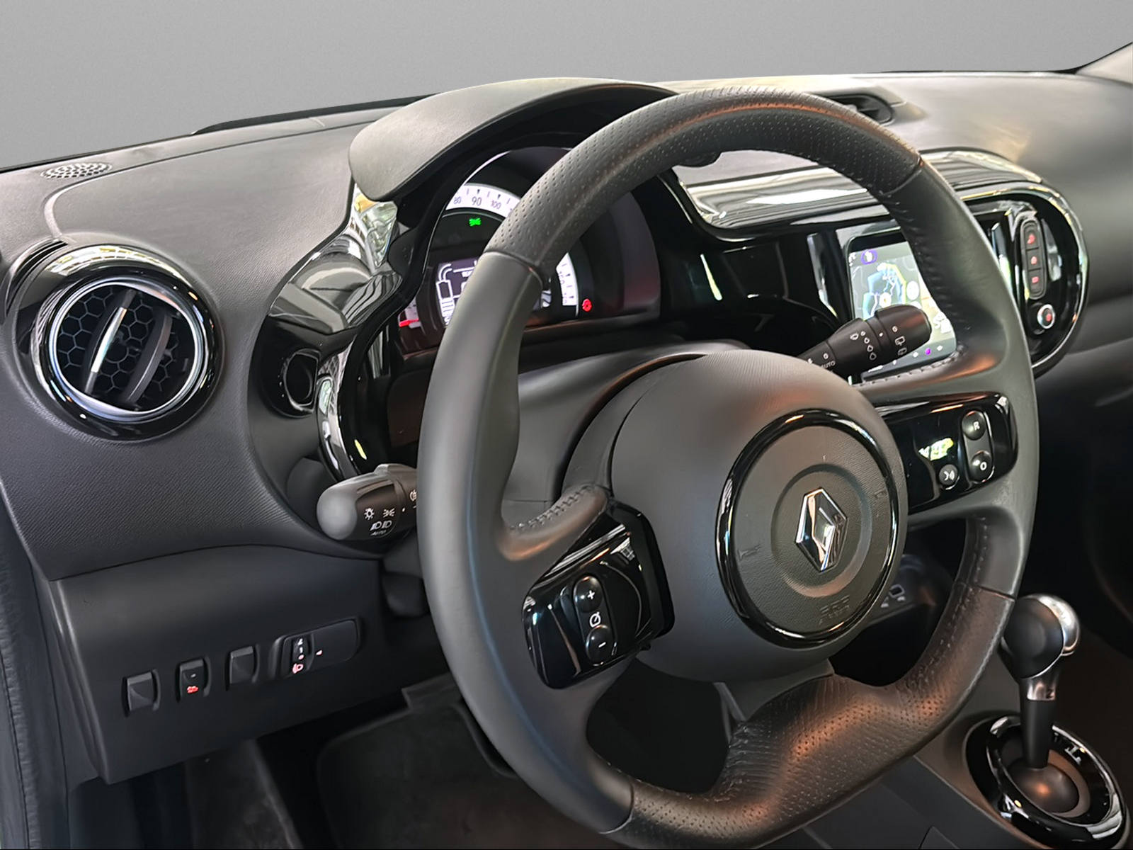 RENAULT Twingo Electric Intens-image-13