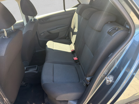 SKODA Fabia 1.0 TSI Active-image-13