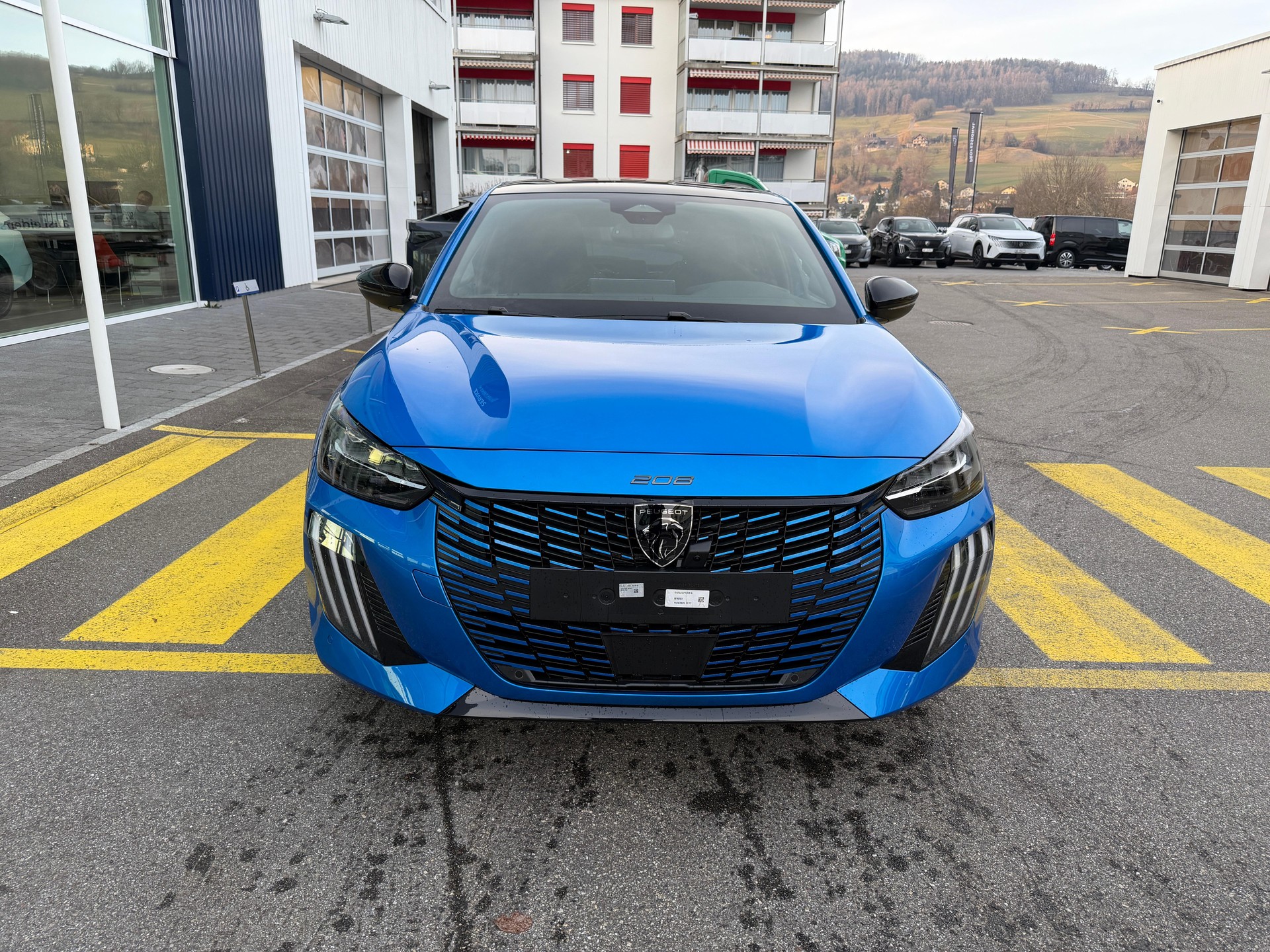 PEUGEOT 208 e-GT-image-6