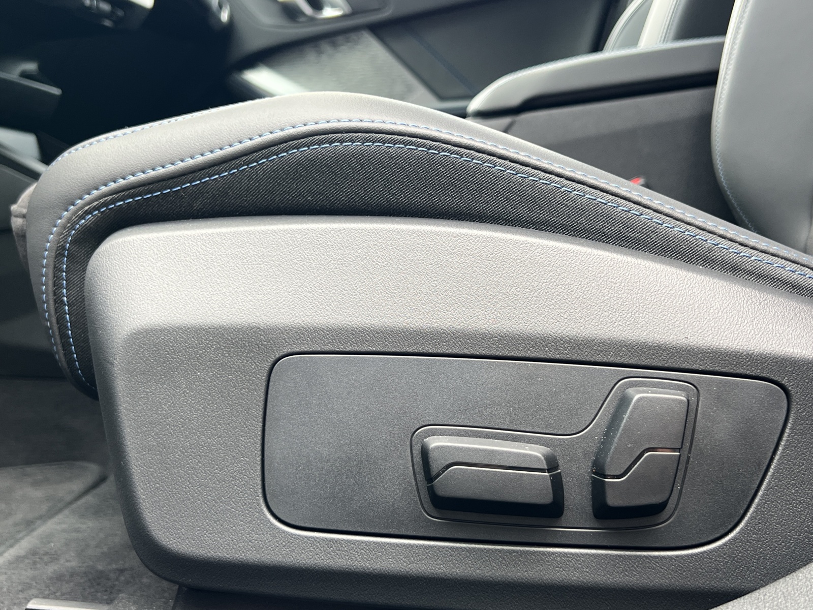 BMW 123 xDrive Pack M Sport-image-10