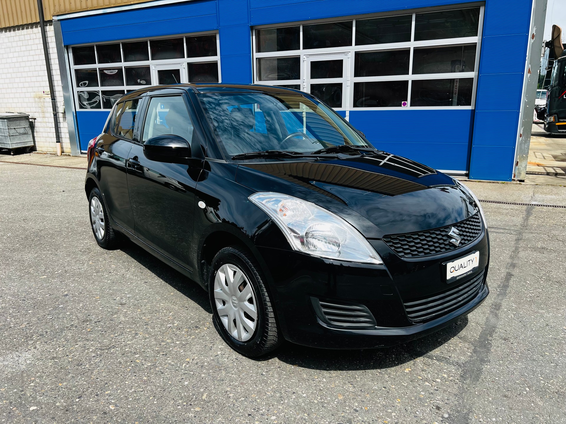 SUZUKI Swift 1.2i 16V GL Top 4x4-image-2