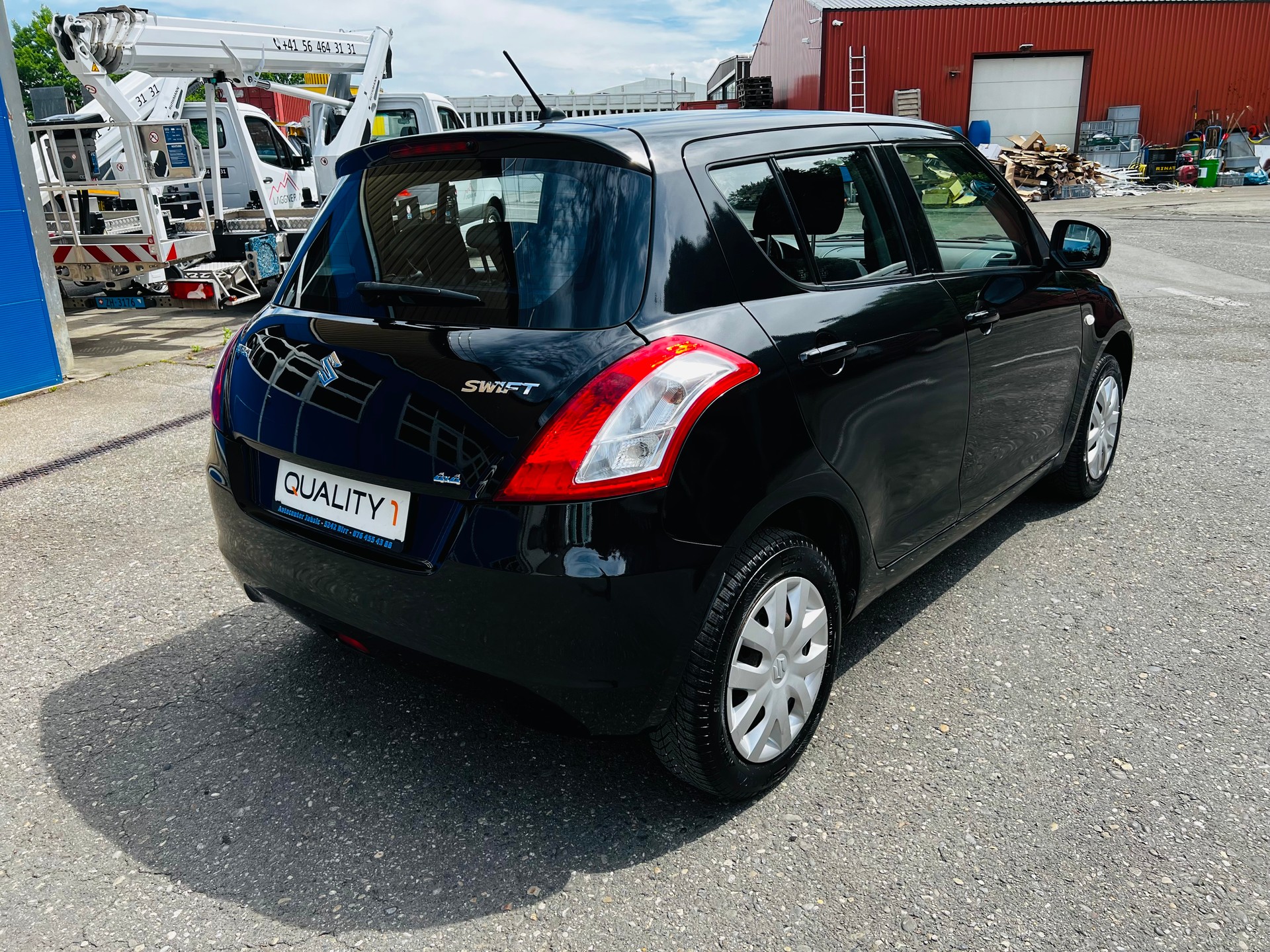 SUZUKI Swift 1.2i 16V GL Top 4x4-image-3