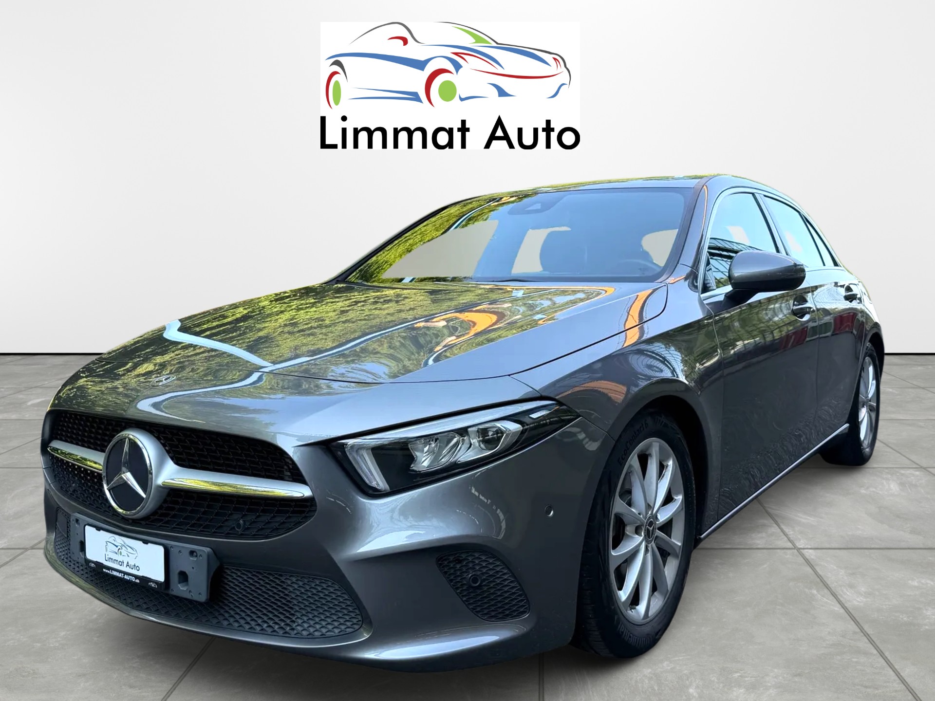 MERCEDES-BENZ A 220 Progressive 7G-DCT 4Matic-image-0