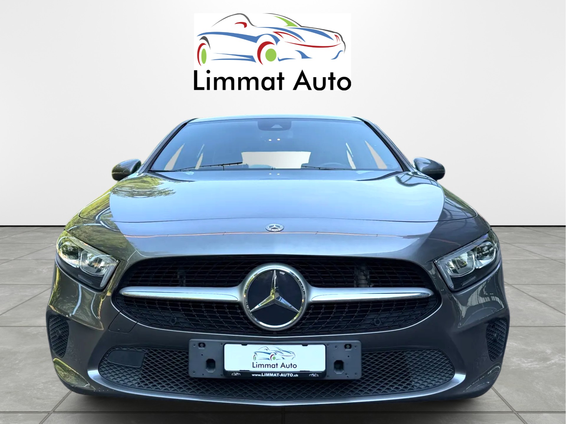 MERCEDES-BENZ A 220 Progressive 7G-DCT 4Matic-image-1