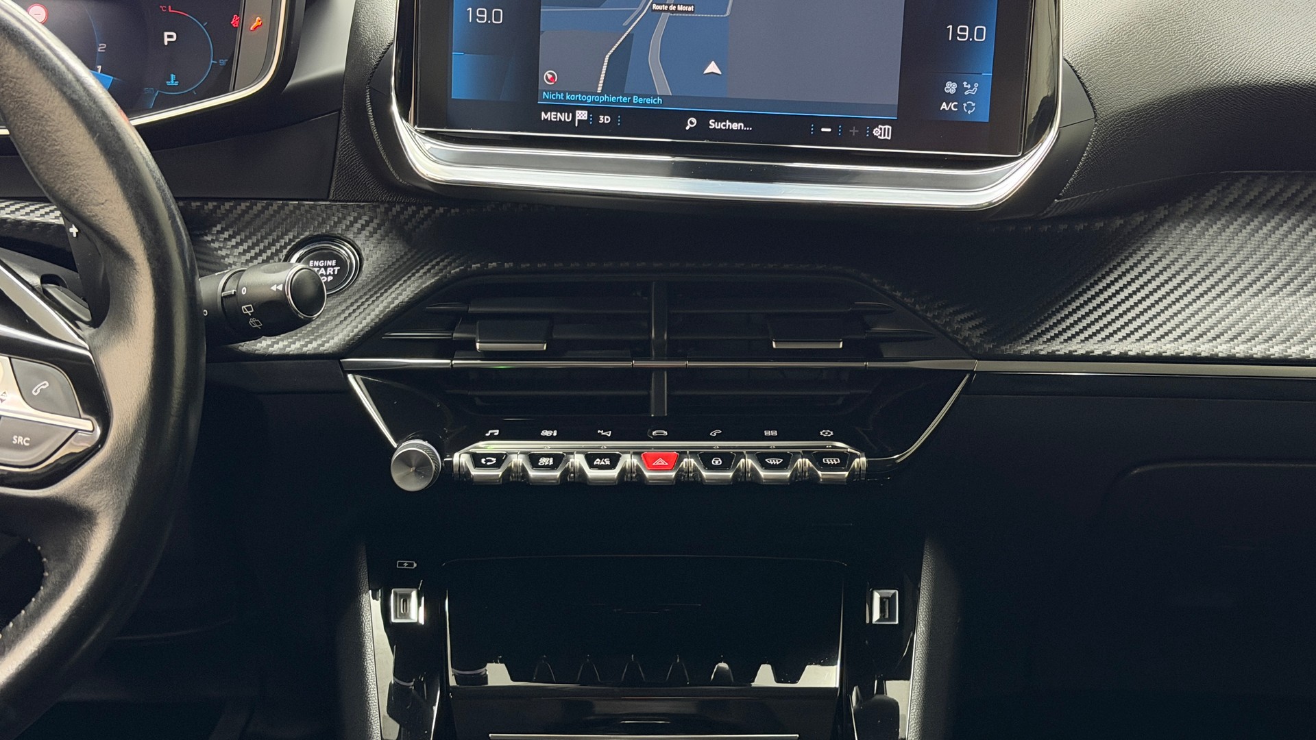 PEUGEOT 208 1.2 PureTech Allure EAT8-image-10